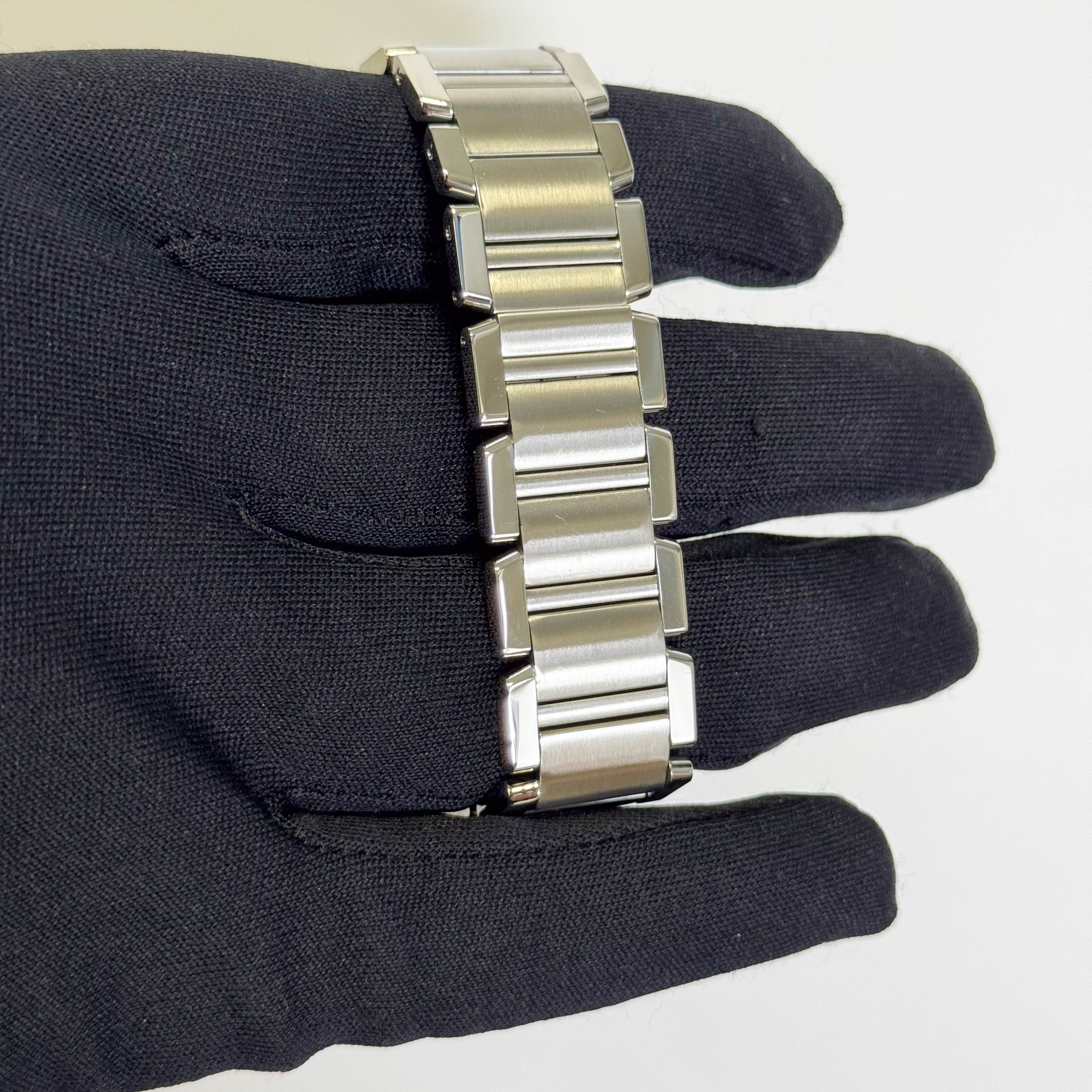 Cartier Tank 28mm White Dial Watch Ref# W51002Q3