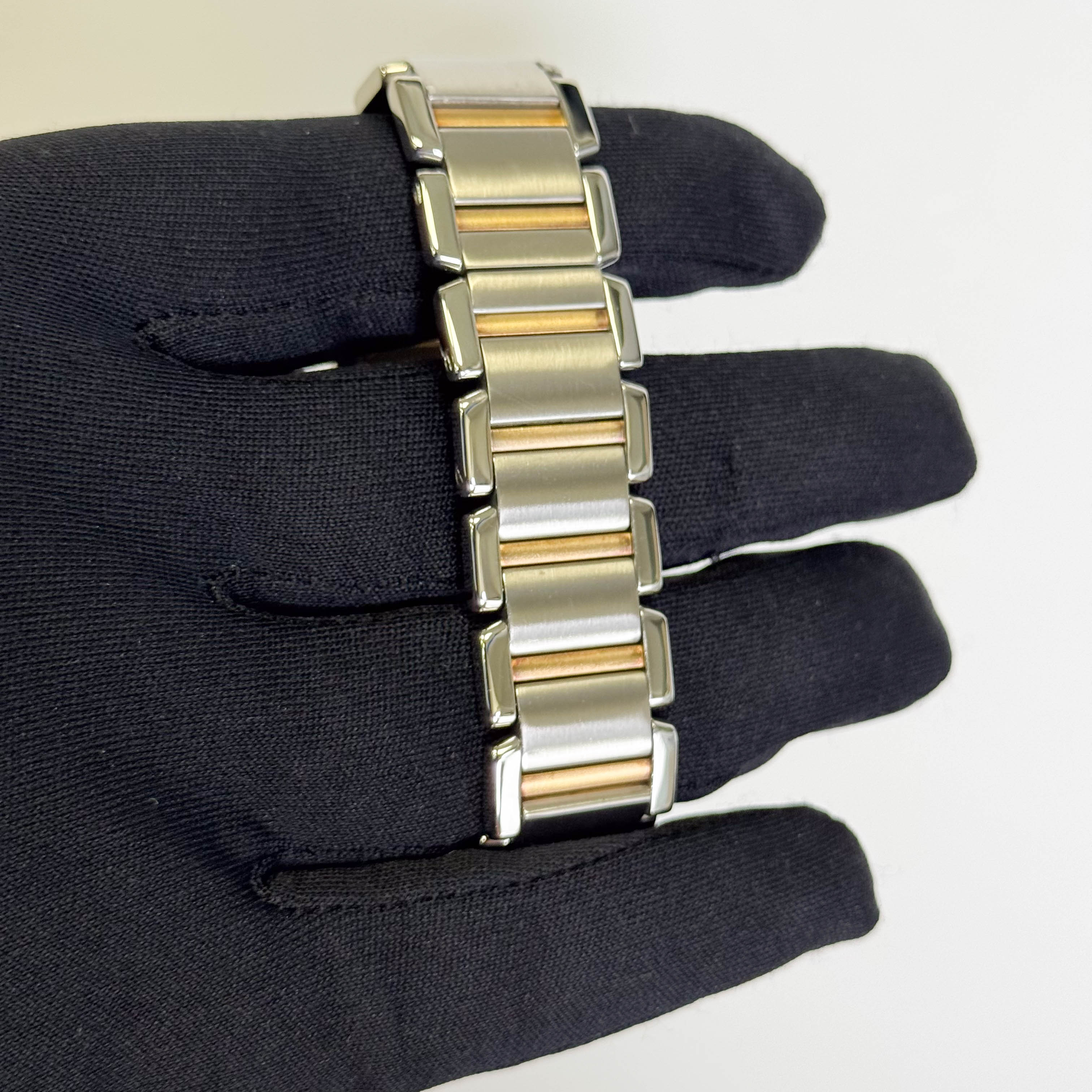 Cartier Tank Francaise 25mm Ivory Dial Ref#W51005Q4