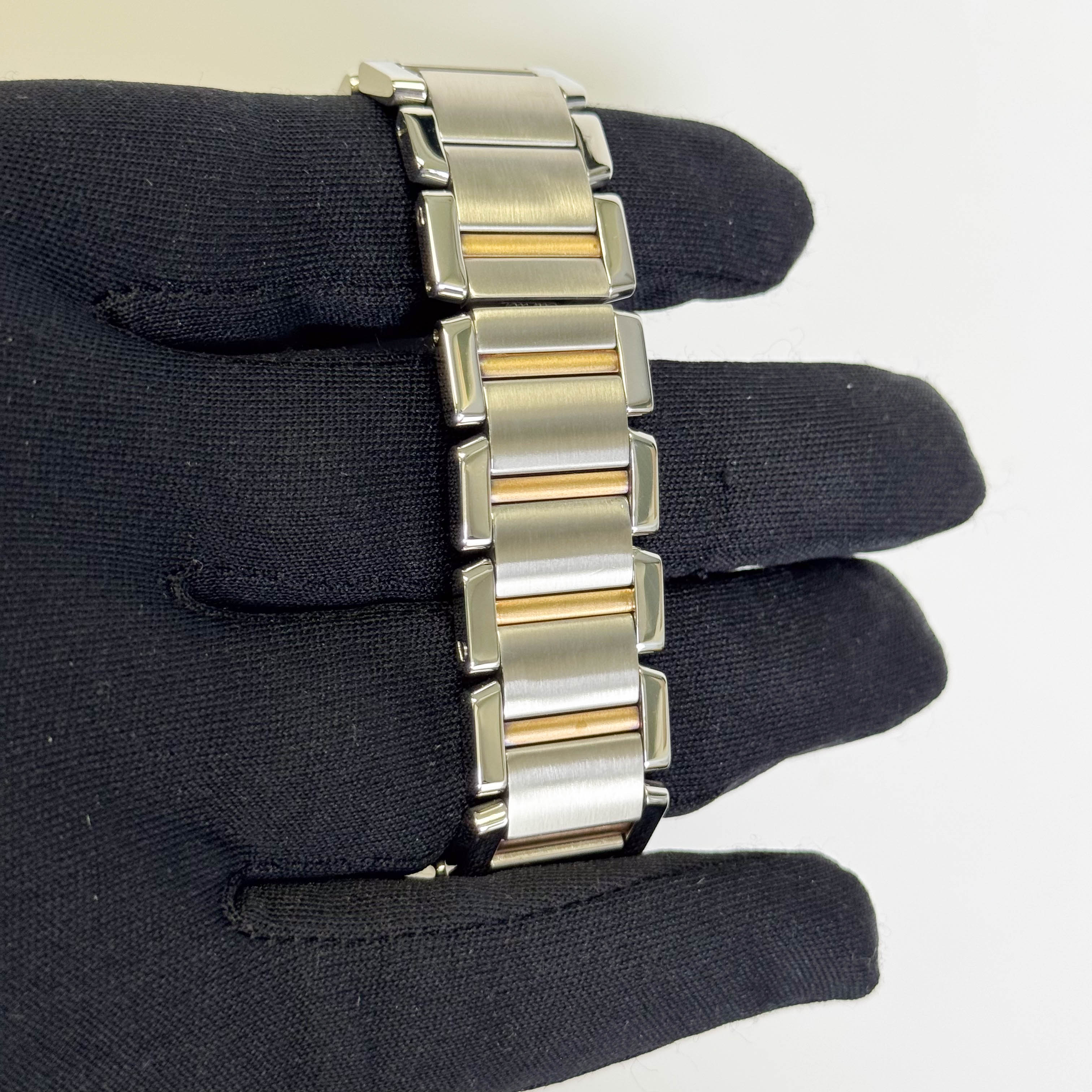 Cartier Tank Francaise 25mm Ivory Dial Ref#W51005Q4