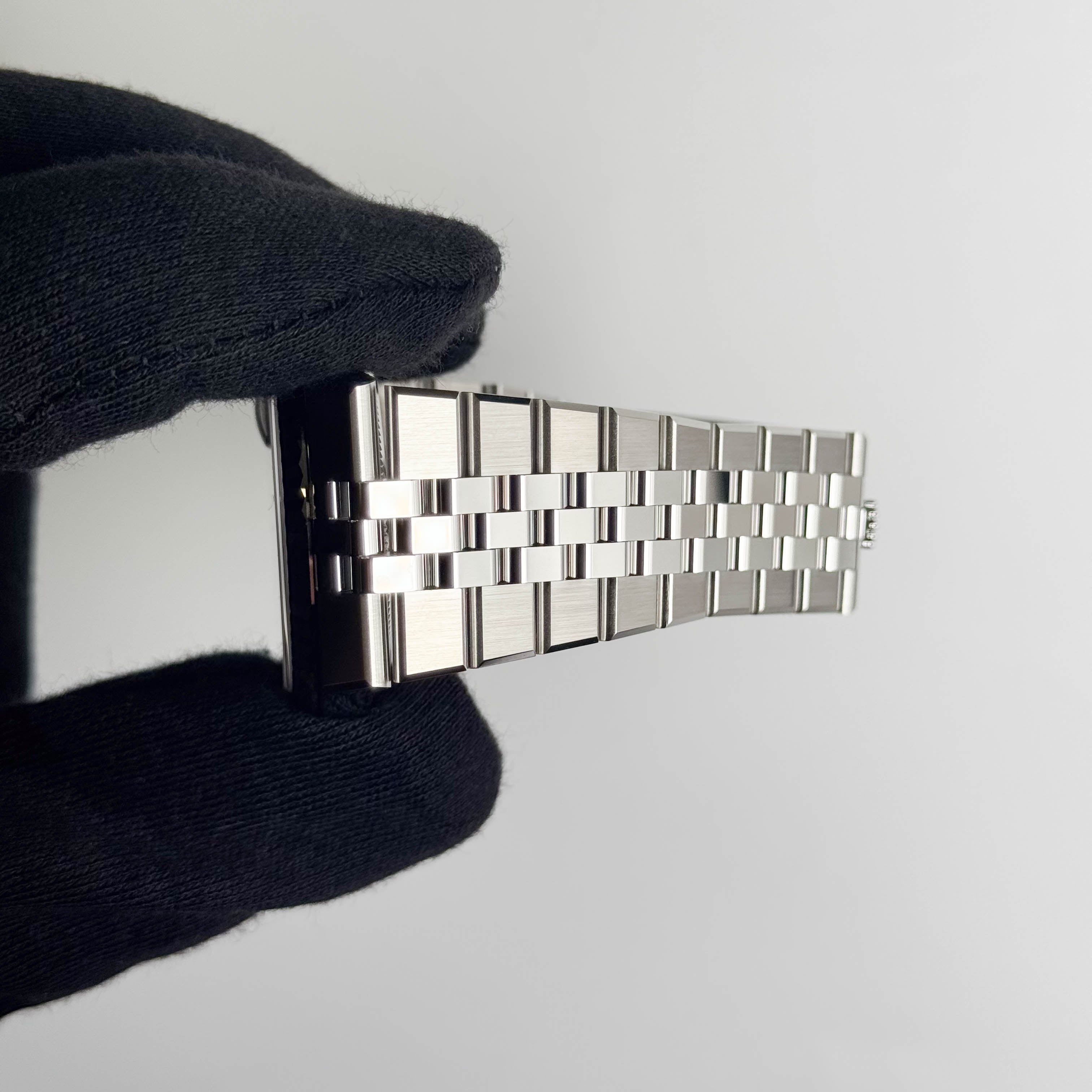 Rolex Land-Dweller 40mm White Dial Watch Ref# 127334