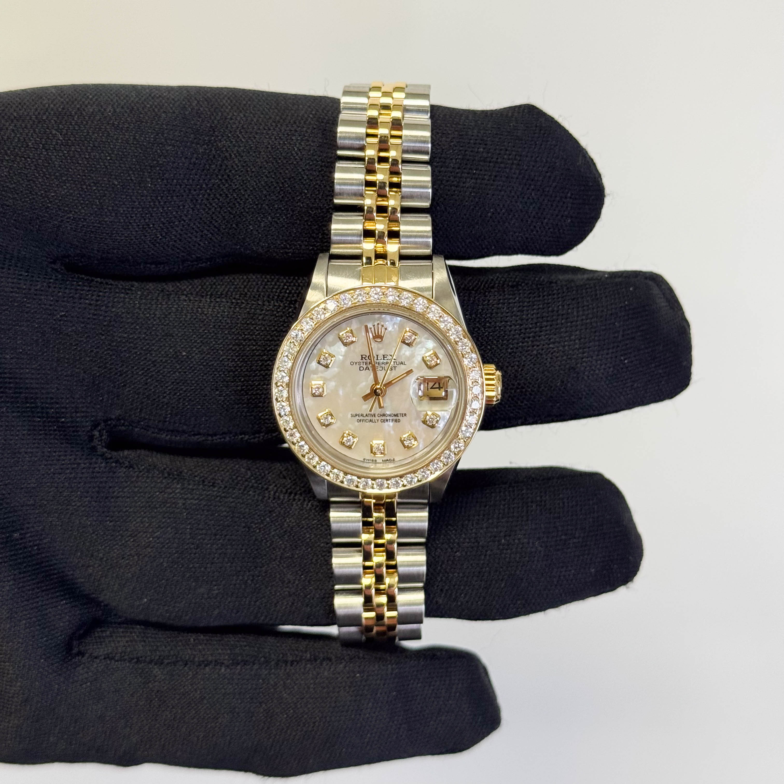 Rolex Datejust 26mm MOP Dial Watch Ref# 69173 - Happy Jewelers Fine Jewelry Lifetime Warranty