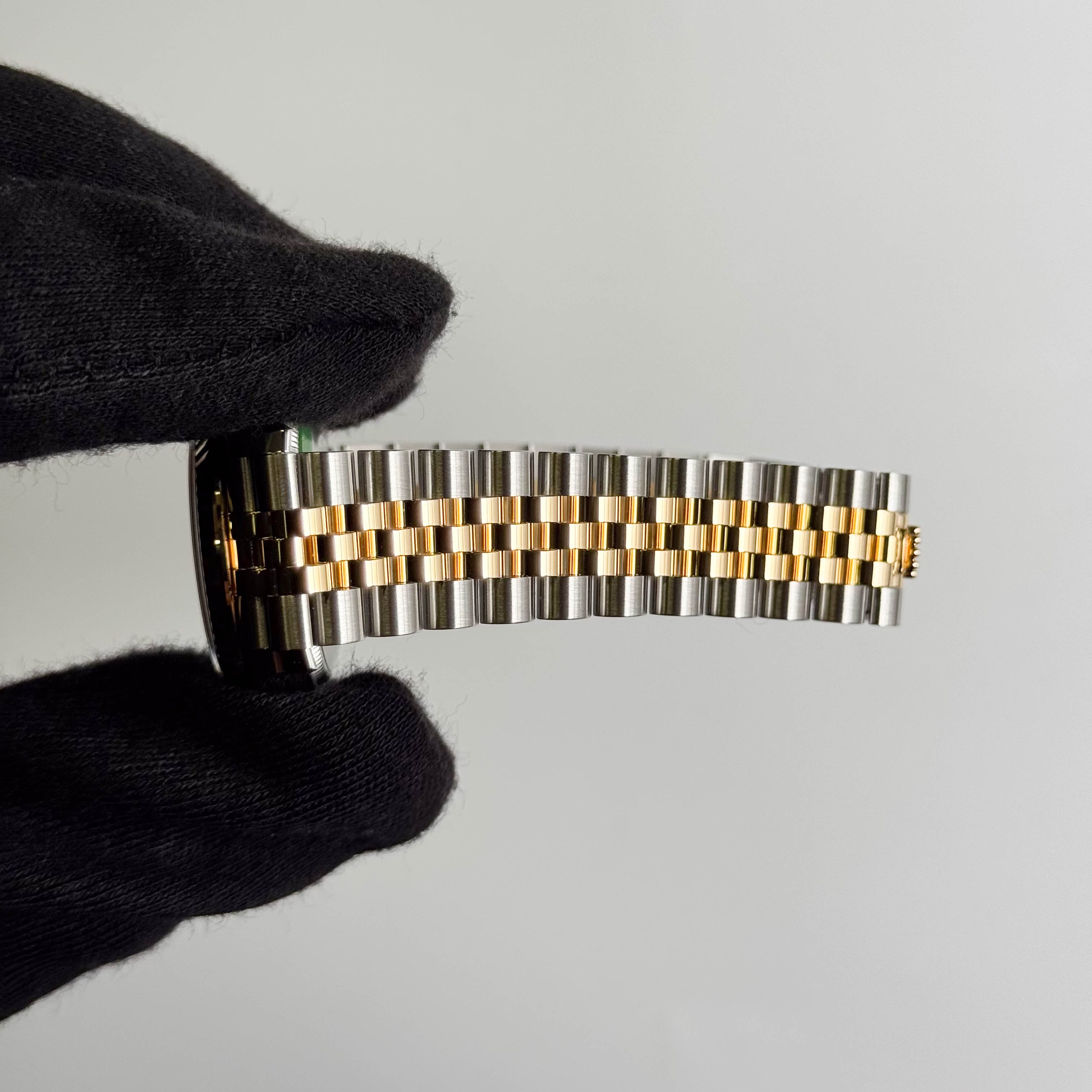 Rolex Datejust 31mm Mother Of Pearl Dial Watch Ref# 278273