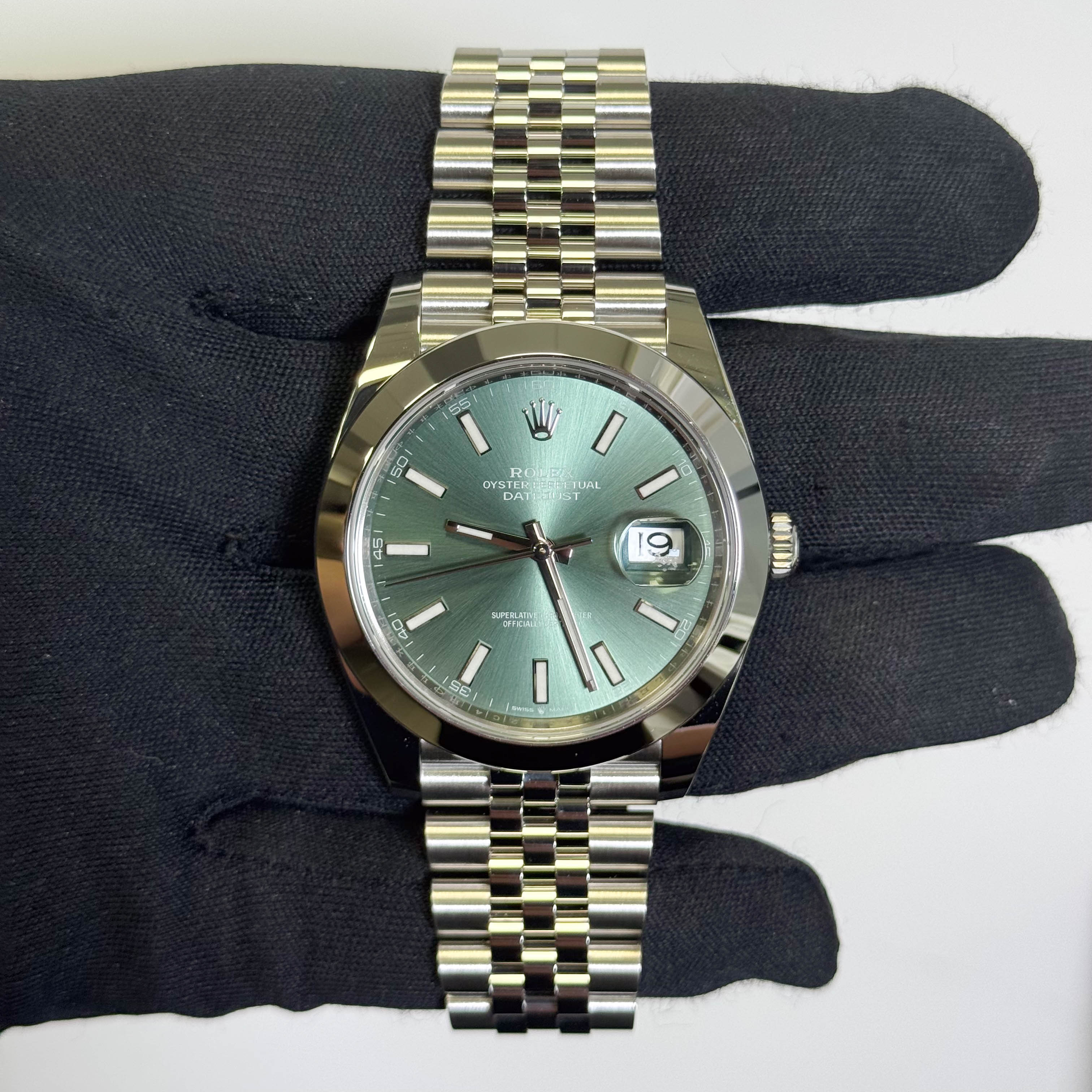 Rolex Datejust 41mm Green Dial Watch Ref# 126300 - Happy Jewelers Fine Jewelry Lifetime Warranty
