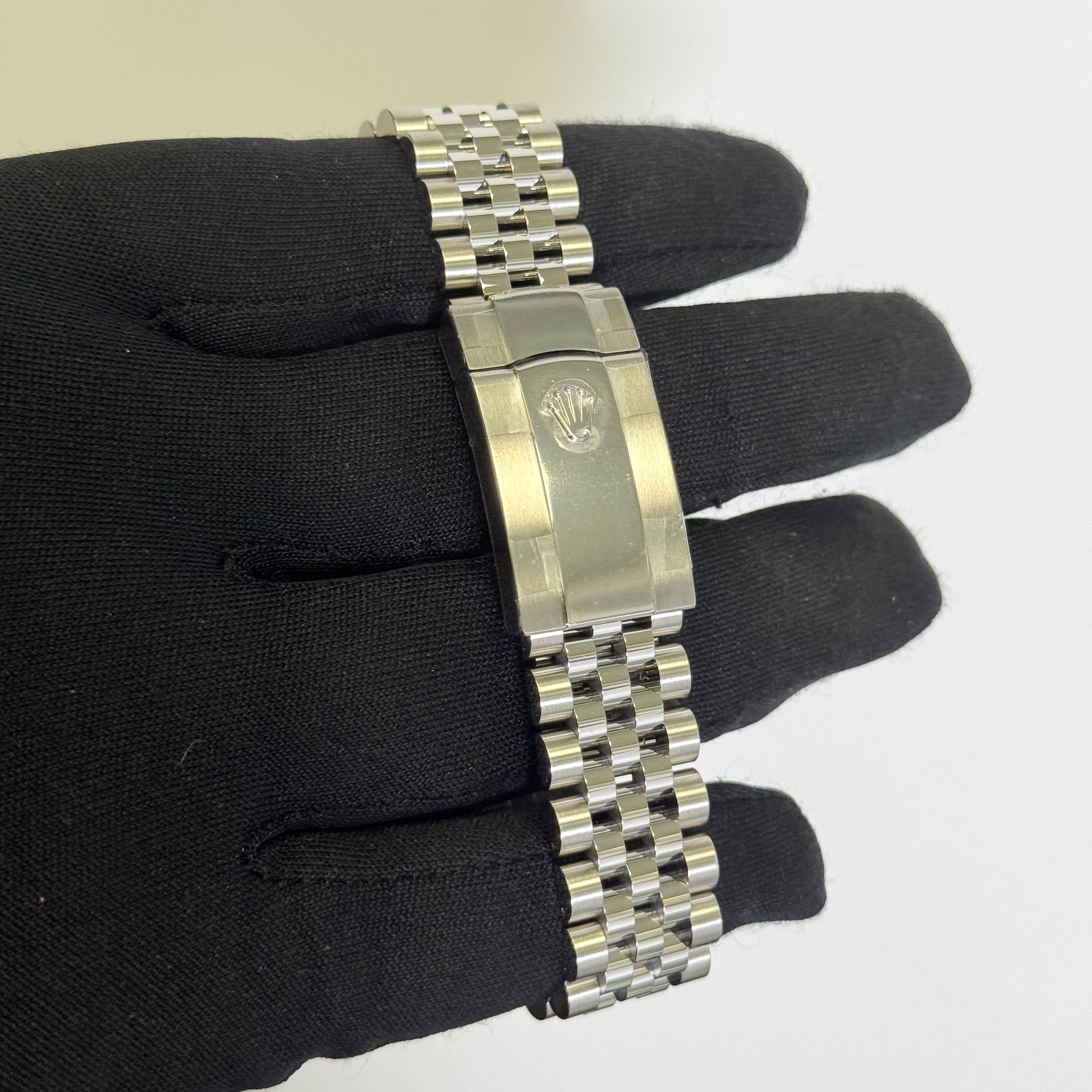 Rolex Datejust 41mm Green Dial Watch Ref# 126300 - Happy Jewelers Fine Jewelry Lifetime Warranty