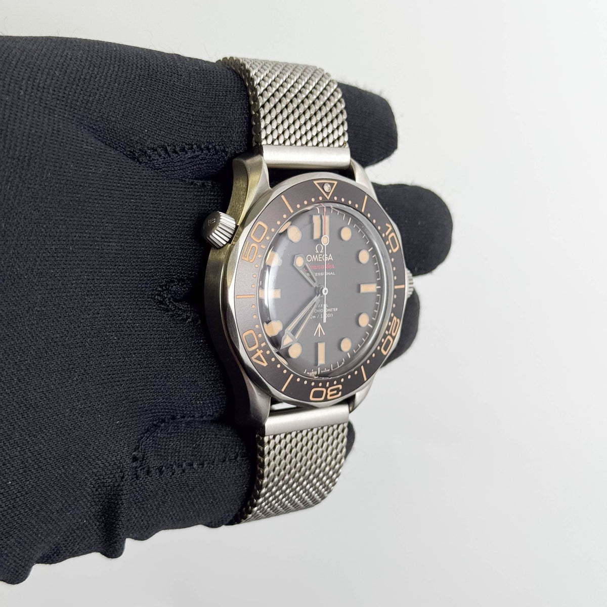 Omega Seamaster Diver 007 Edition 42mm Brown Dial Watch Ref# 210.90.42.20.01.001