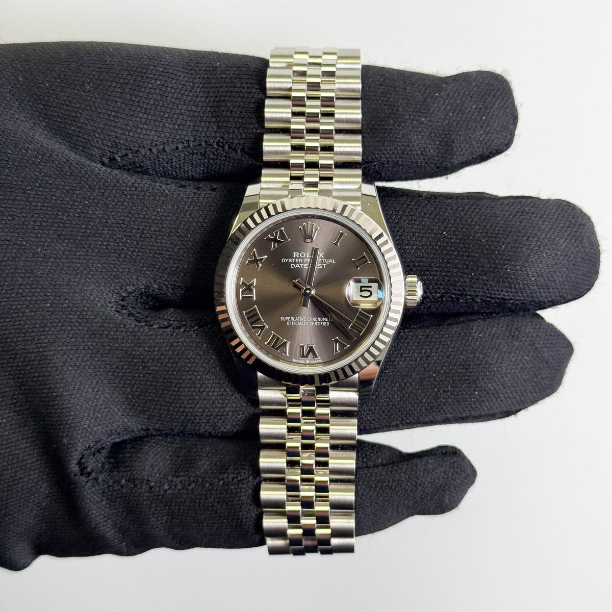 Rolex Datejust 31mm Rhodium Dial Watch Ref# 278274