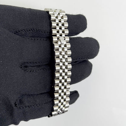 Rolex Datejust 31mm Rhodium Dial Watch Ref# 278274