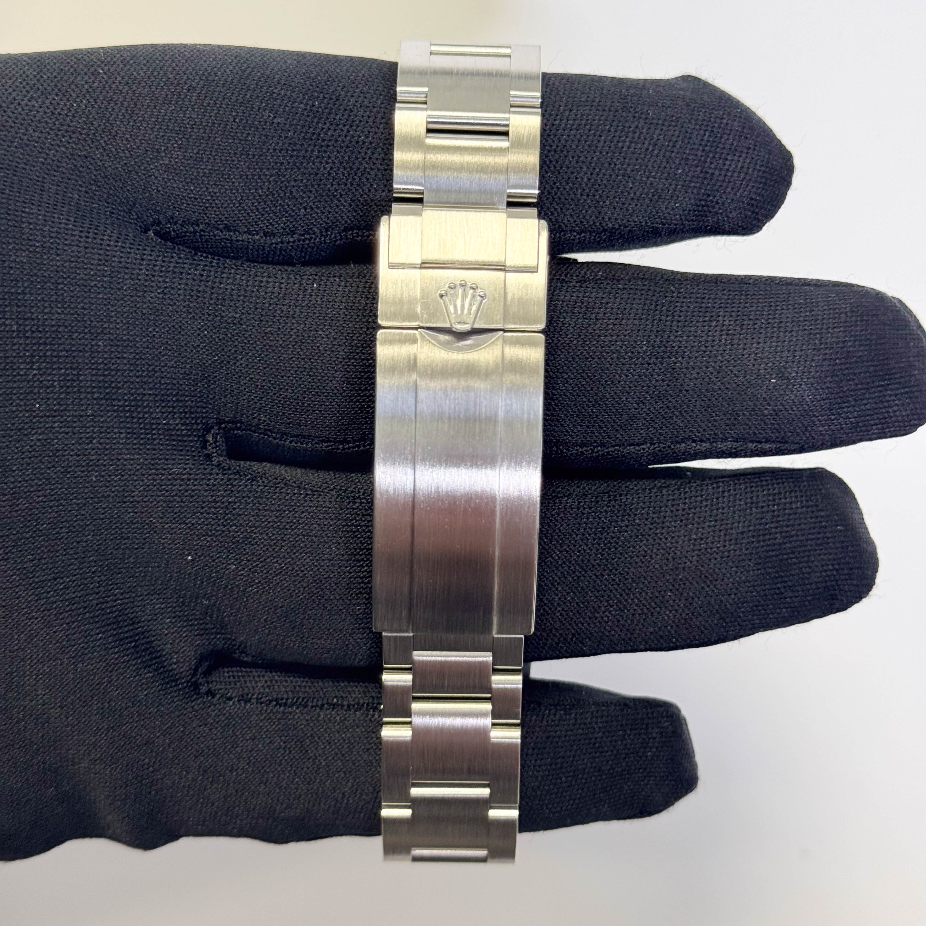 Rolex Submariner 40mm Black Dial Watch Ref# 116610LN - Happy Jewelers Fine Jewelry Lifetime Warranty