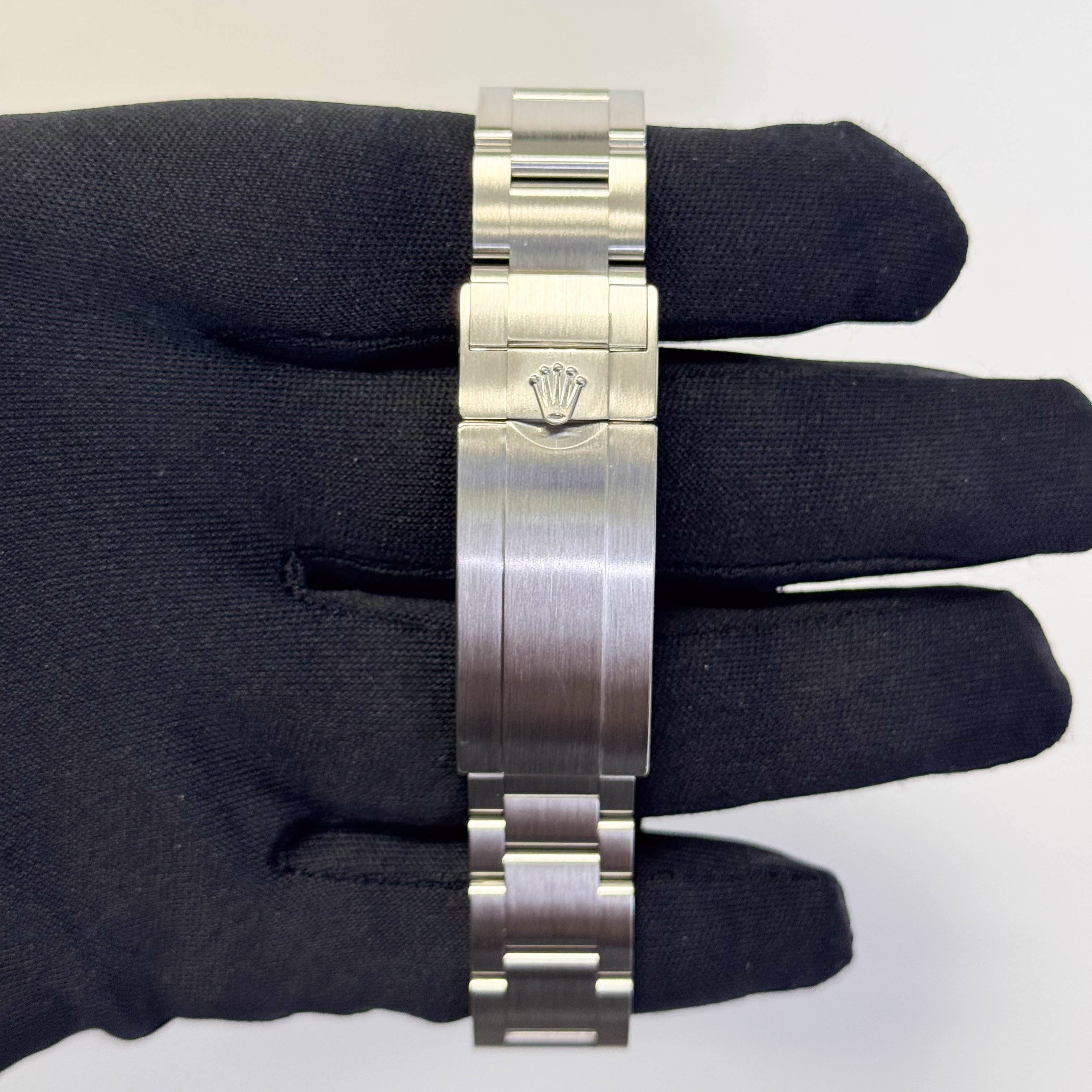 Rolex Submariner 40mm Black Dial Watch Ref# 116610LN - Happy Jewelers Fine Jewelry Lifetime Warranty