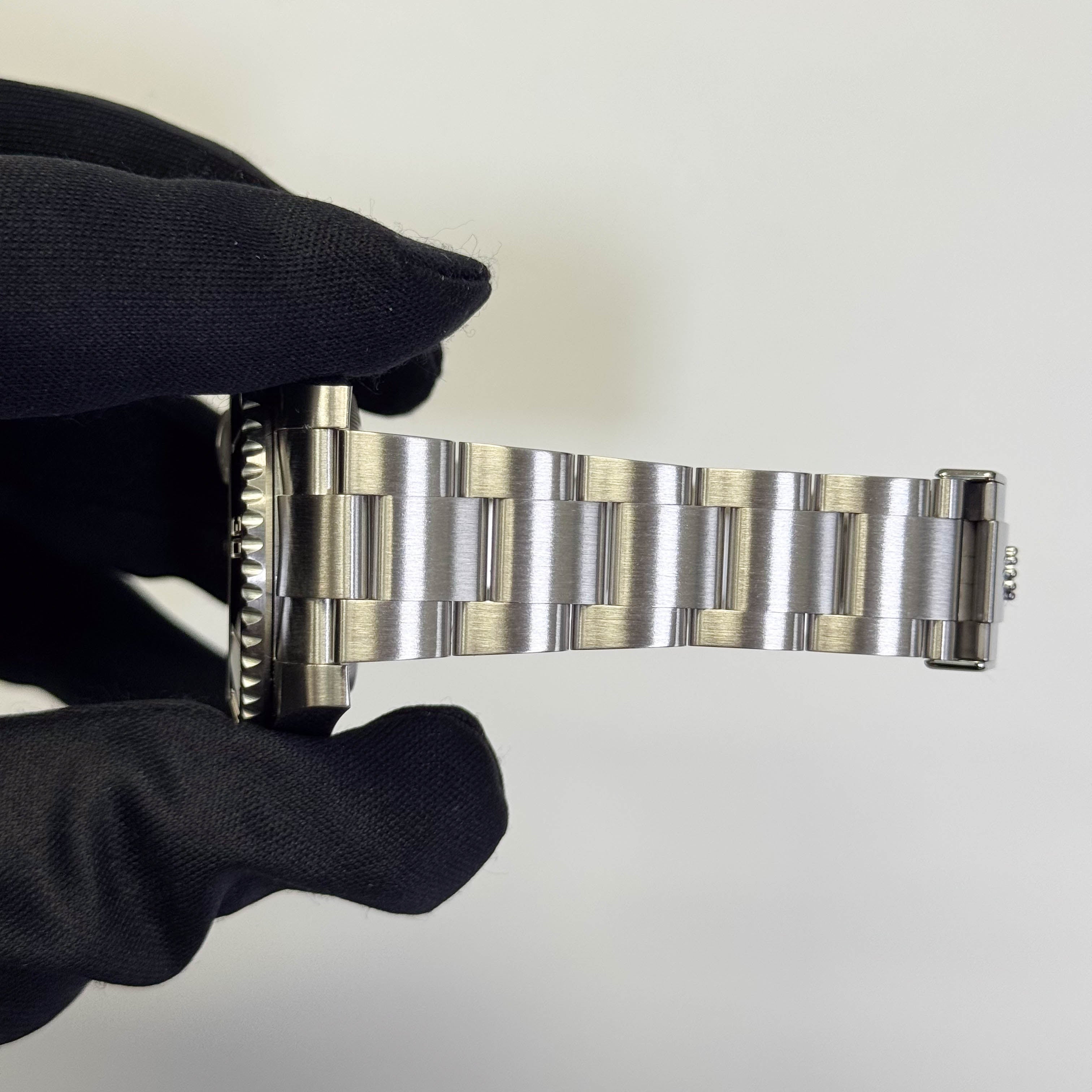 Rolex Submariner 40mm Black Dial Watch Ref# 116610LN - Happy Jewelers Fine Jewelry Lifetime Warranty