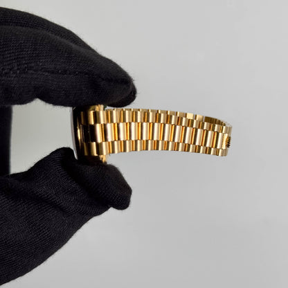 Rolex Datejust 26mm Champagne Dial Watch Ref# 69178