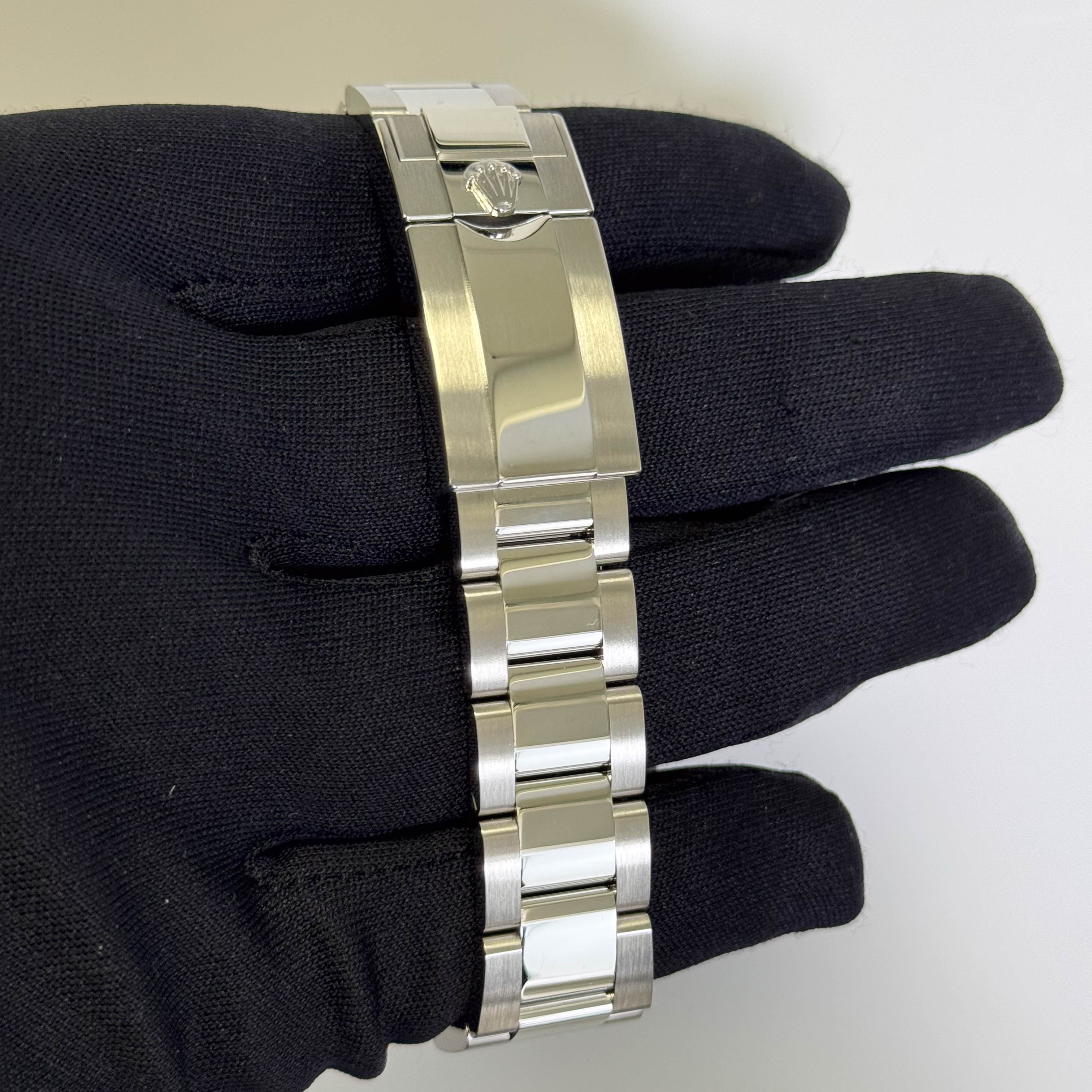 Rolex Daytona 40mm White Dial Watch Ref# 126500LN