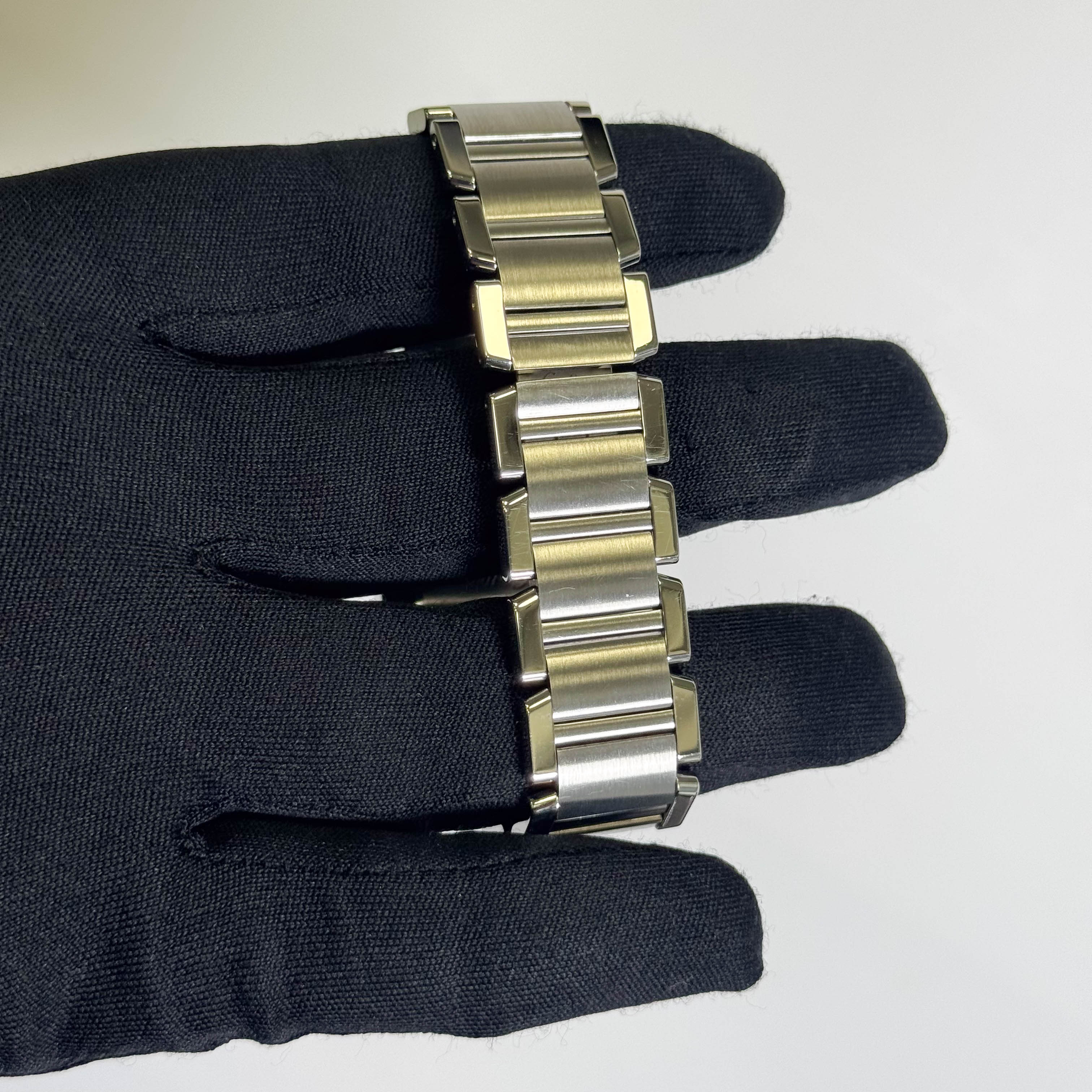 Cartier Tank Française Stainless Steel 28mm White Dial Watch Ref# W51002Q3 - Happy Jewelers Fine Jewelry Lifetime Warranty