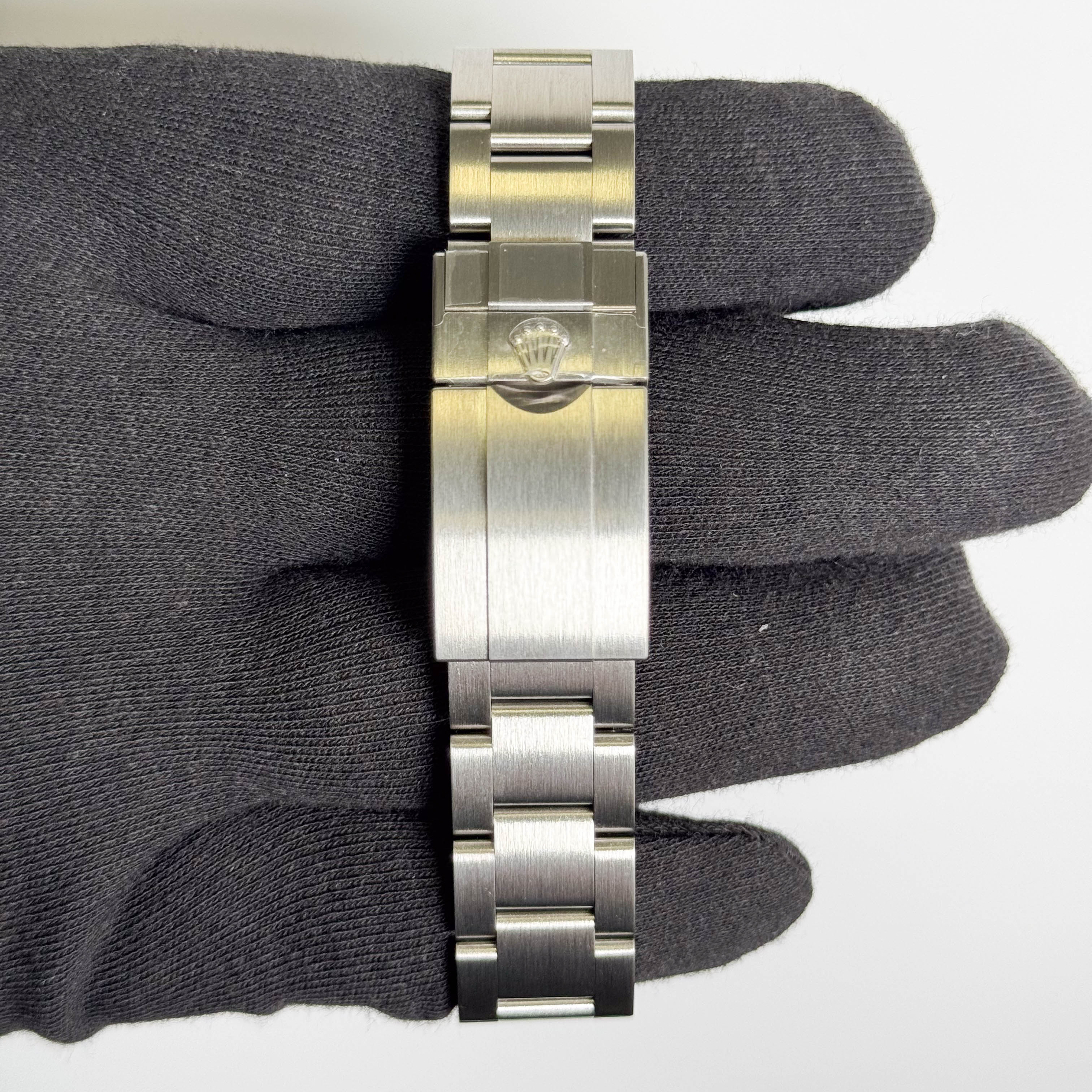 Rolex Yacht-Master 42mm Black Dial Watch Ref# 226627