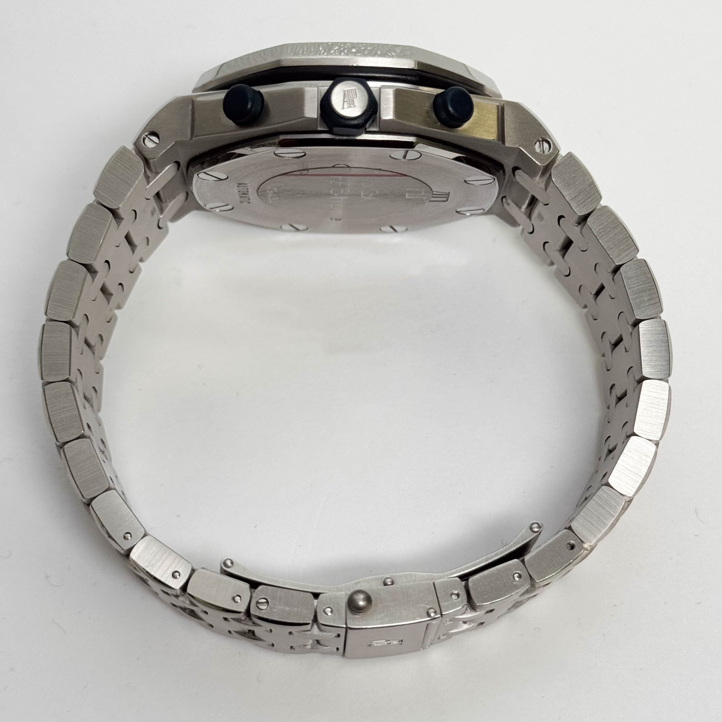 Audemars Piguet Royak Offshore Oak 42mm White Dial Watch Ref# 26170ST.OO.D305CR.01 - Happy Jewelers Fine Jewelry Lifetime Warranty