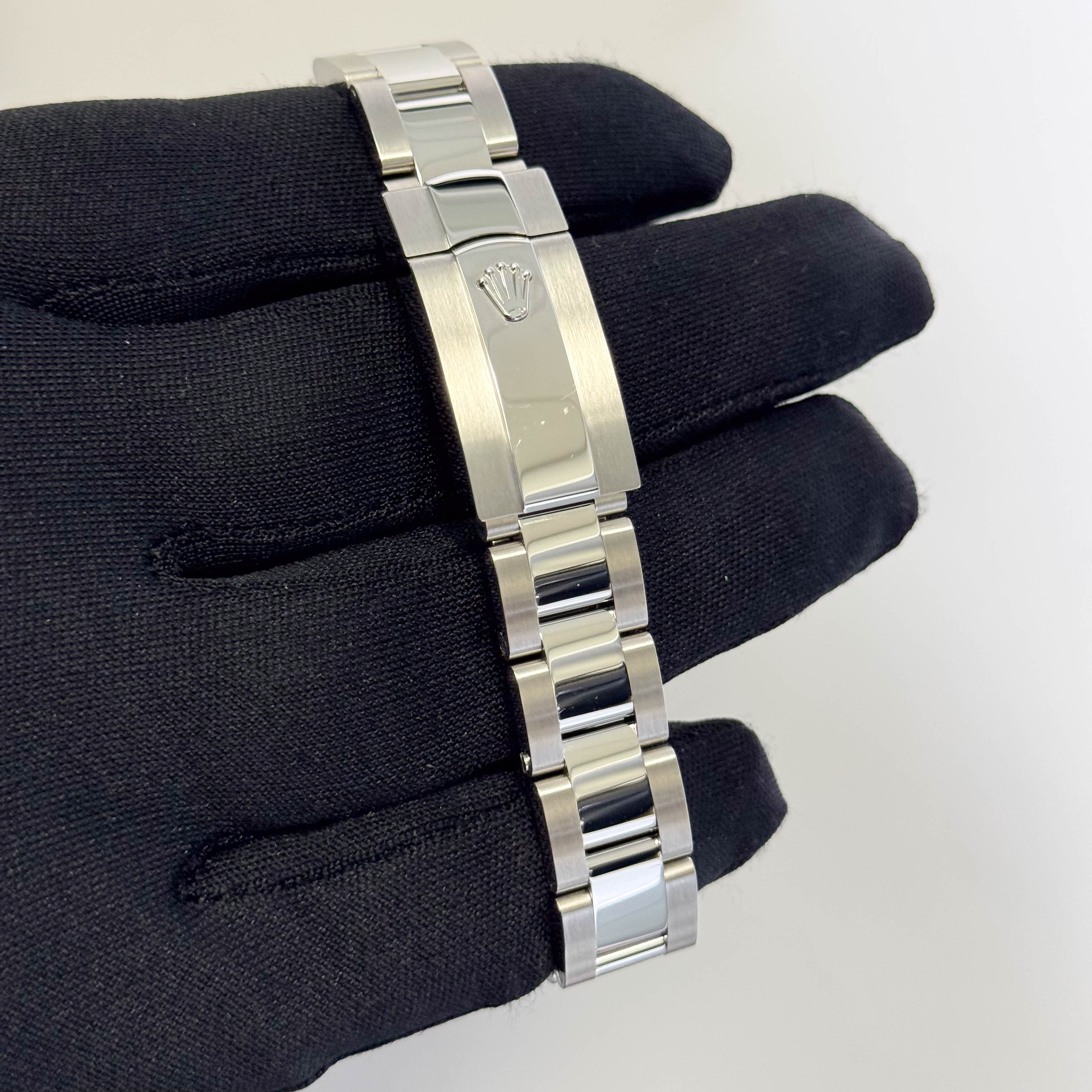 Rolex Datejust 31mm Silver Dial Watch Ref# 278240 - Happy Jewelers Fine Jewelry Lifetime Warranty