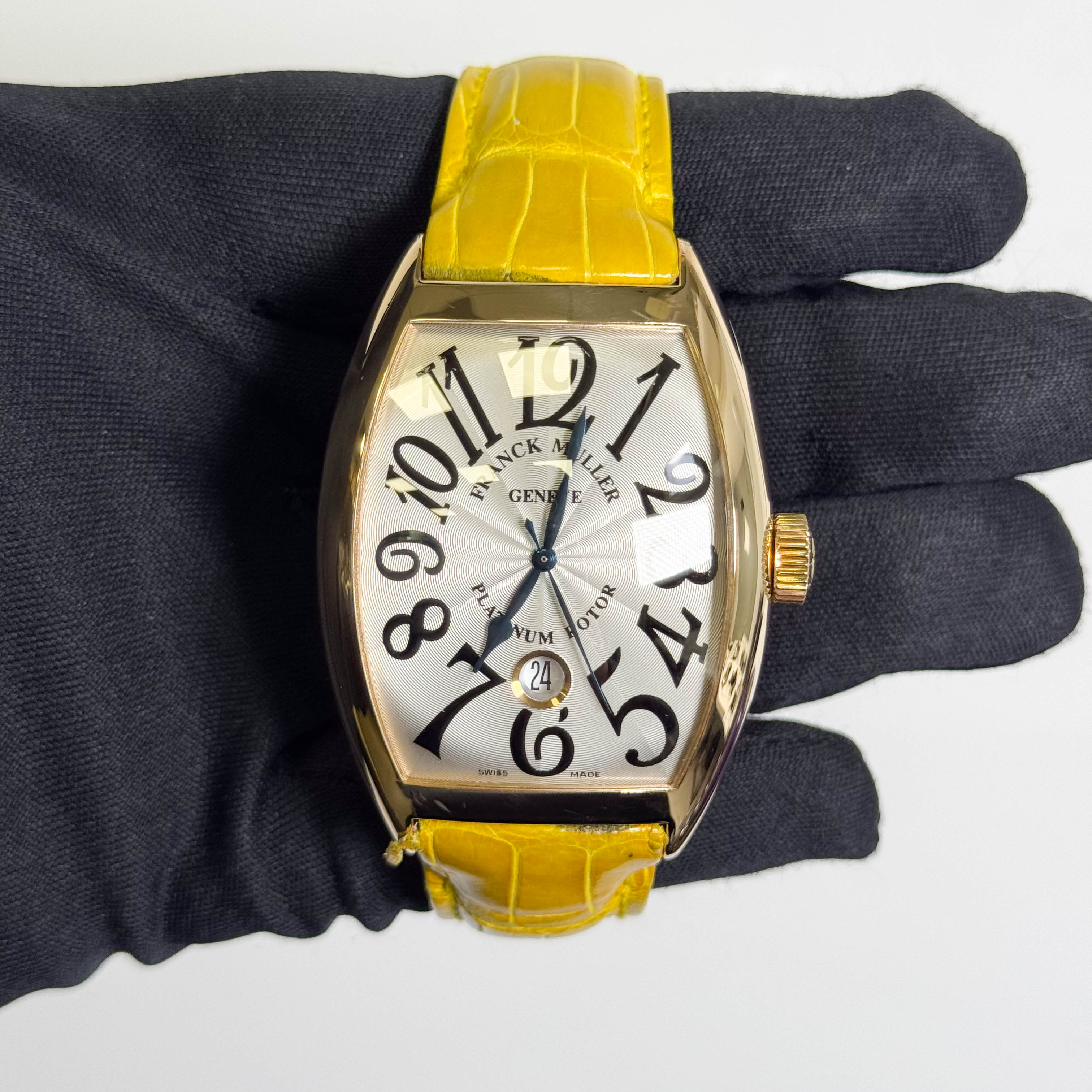 FRANCK MULLER フレーバープレート22cm 希少カラーgold Franck Muller Cintree Curvex Yellow Gold 39mm x 55mm Silver Arabic