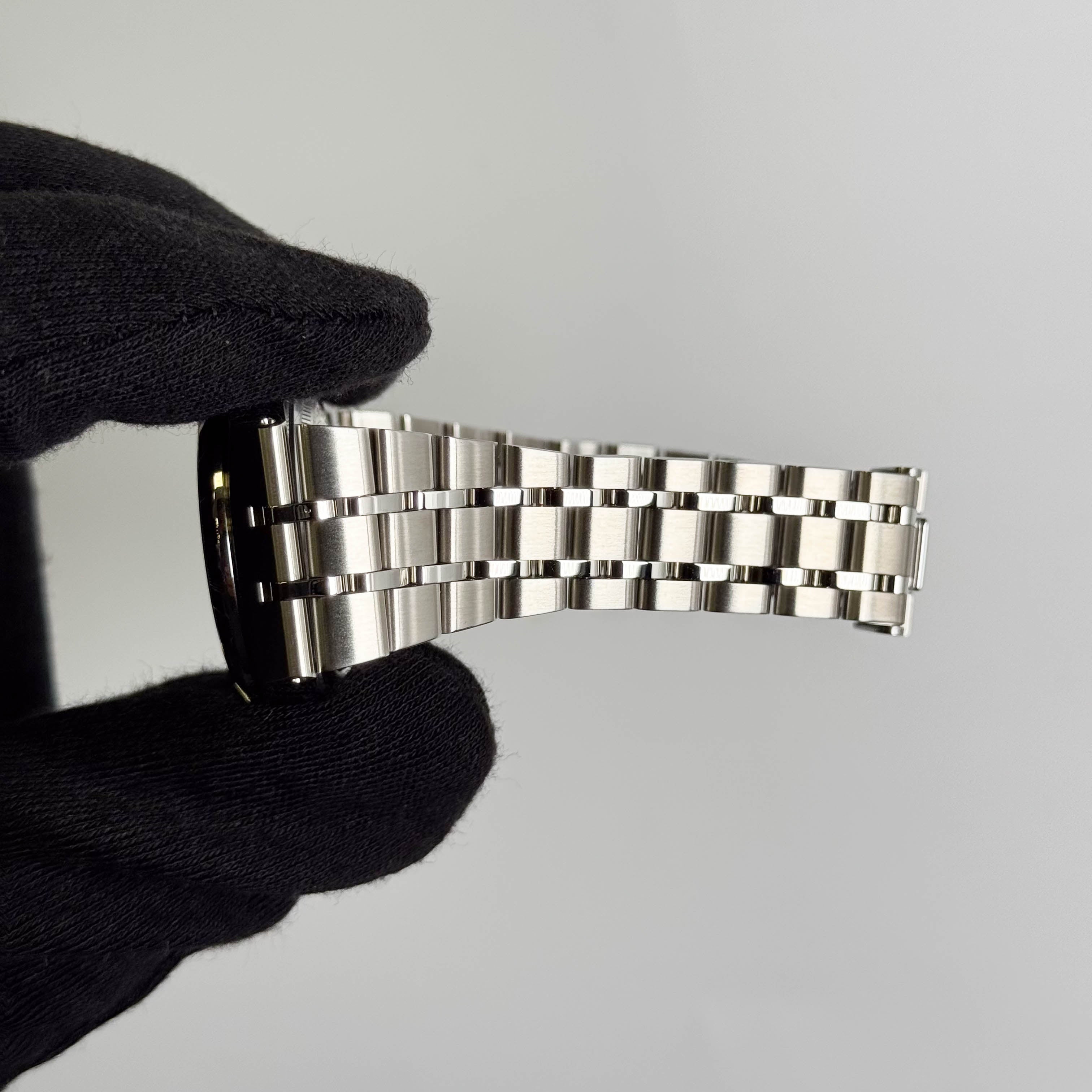 Tudor Royal 34mm Silver Dial Watch Ref# 28400