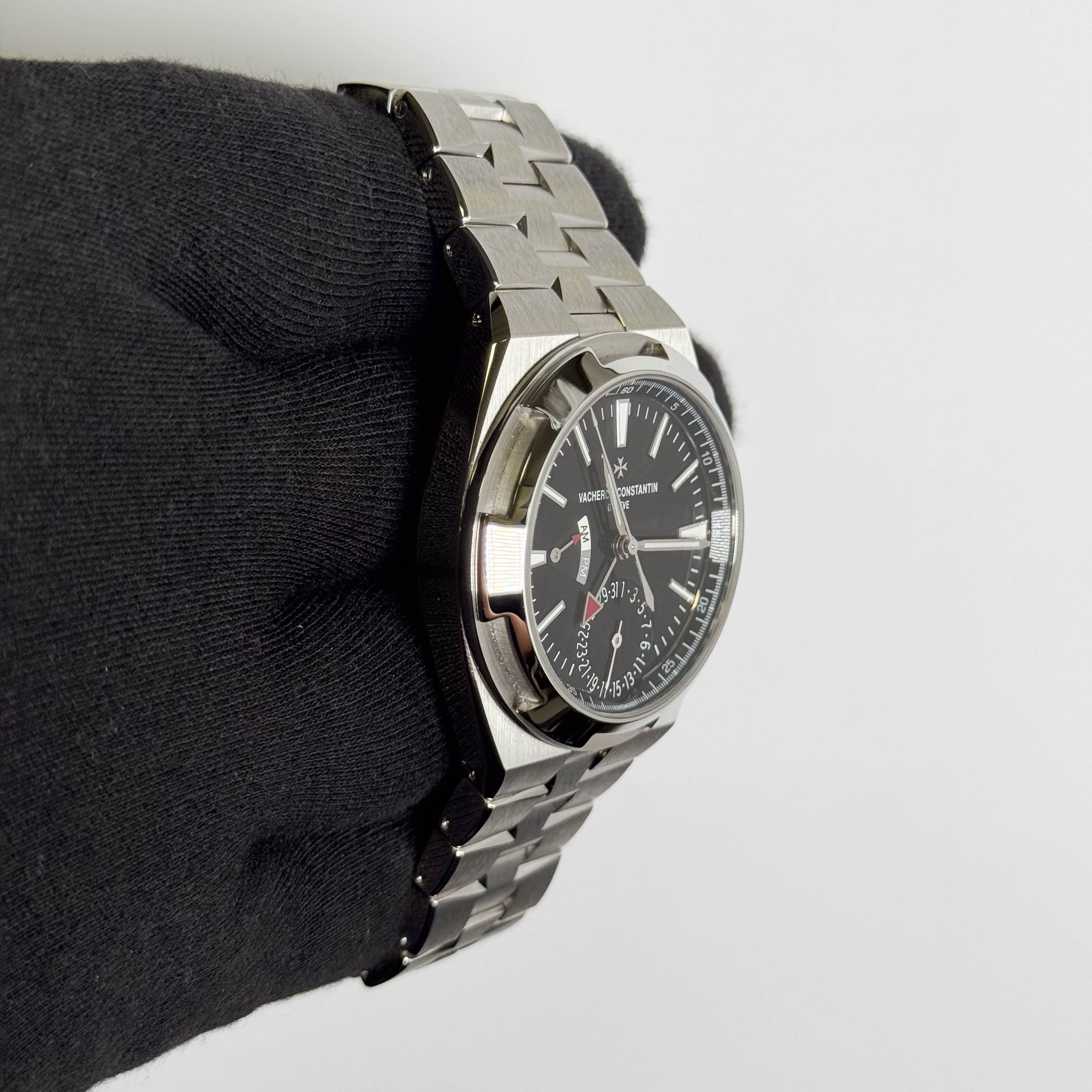 Vacheron Constantin Overseas Dual Time 41mm Black Dial Watch Ref# 7900V/110A-B546 - Happy Jewelers Fine Jewelry Lifetime Warranty