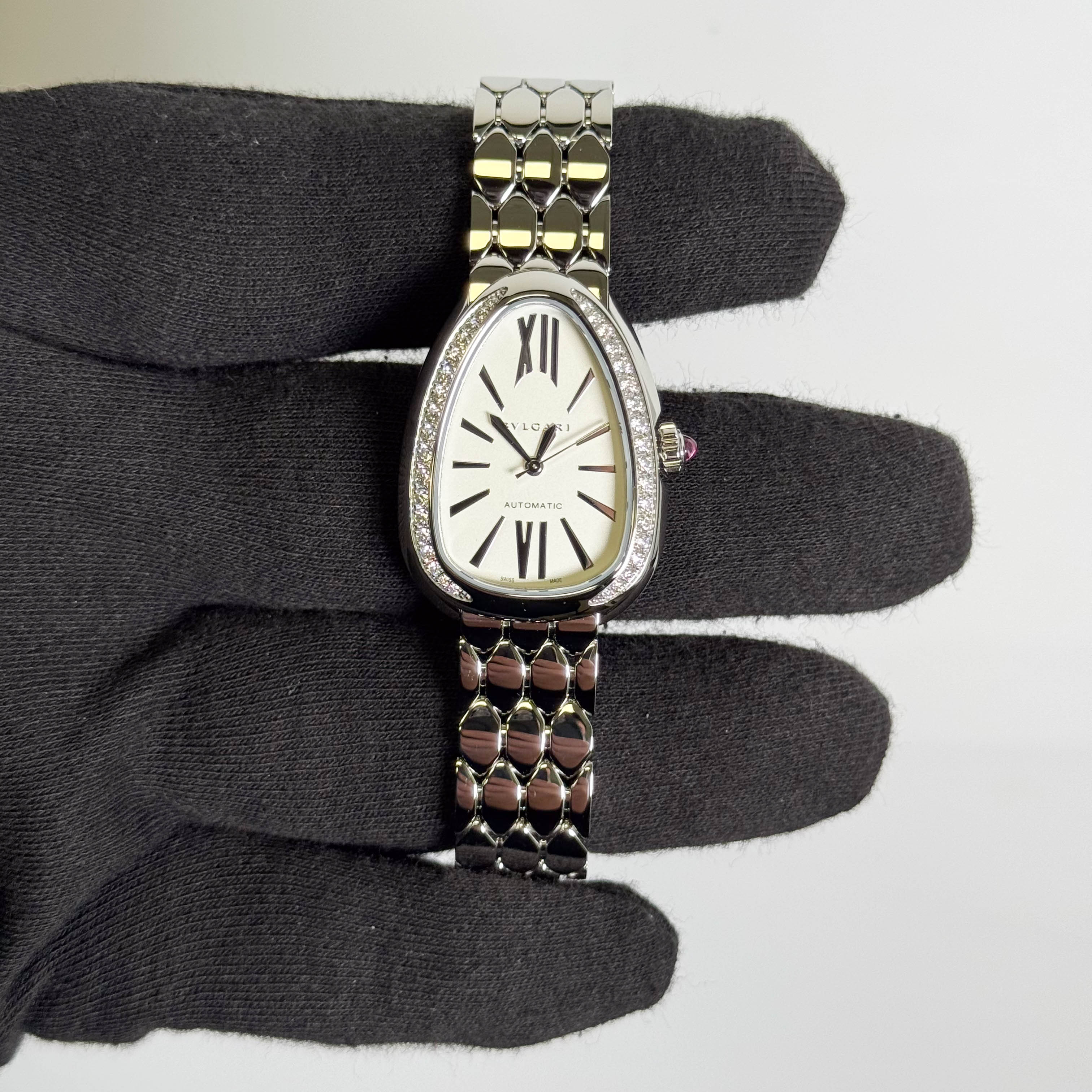 Bvlgari Serpenti Seduttori 34mm White Opaline Dial Watch Ref# 104060