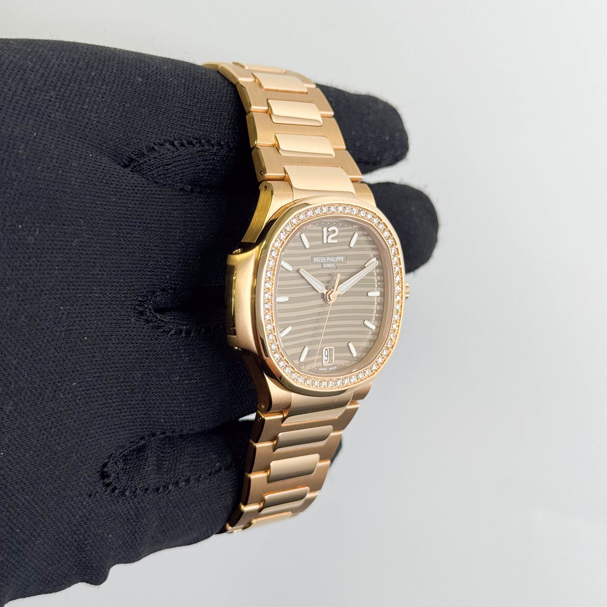 Patek Philippe Nautilus 35mm Golden Brown Opaline Dial Watch Ref# 7118/1200R-010