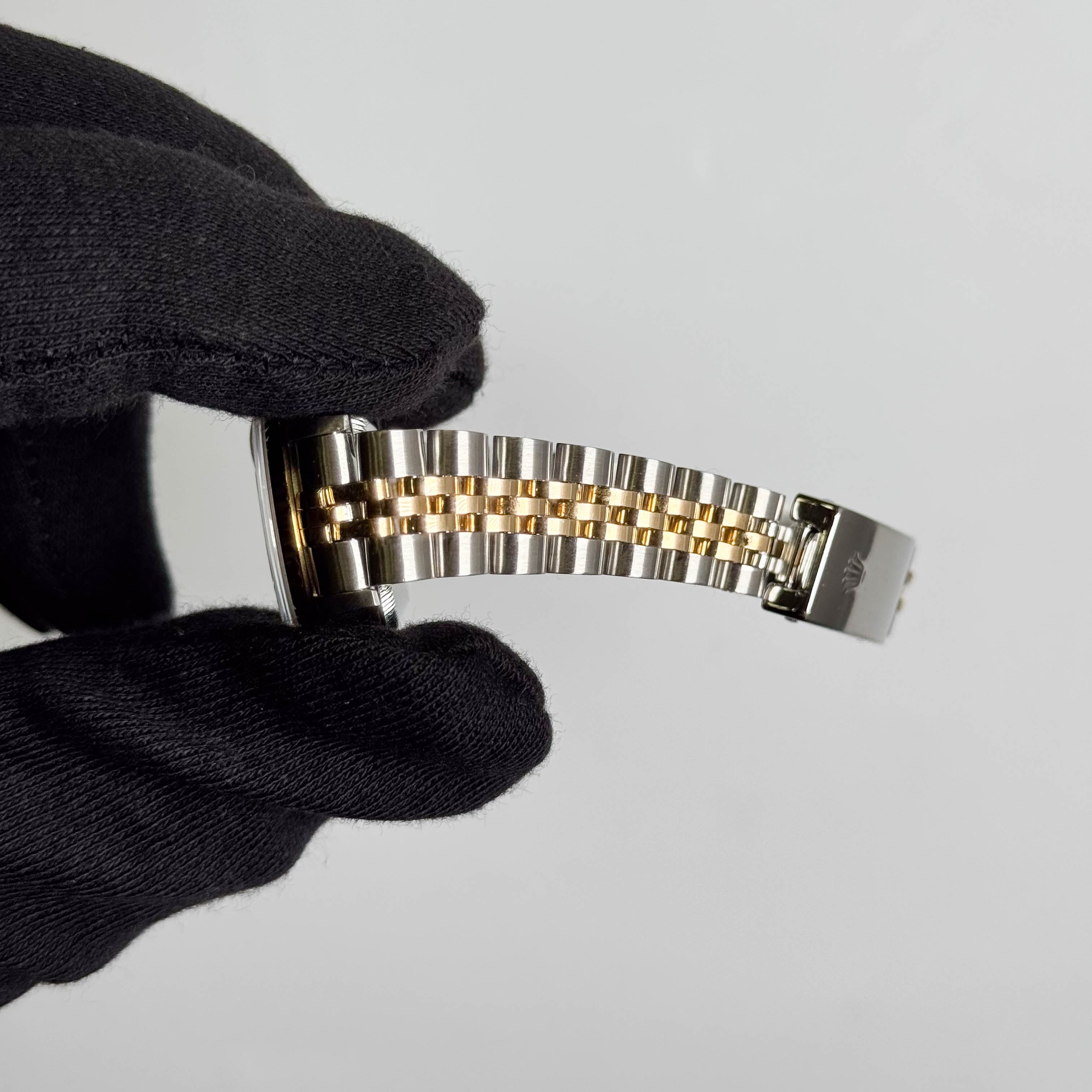 Rolex Datejust 26mm Champagne Dial Watch Ref# 69173 - Happy Jewelers Fine Jewelry Lifetime Warranty
