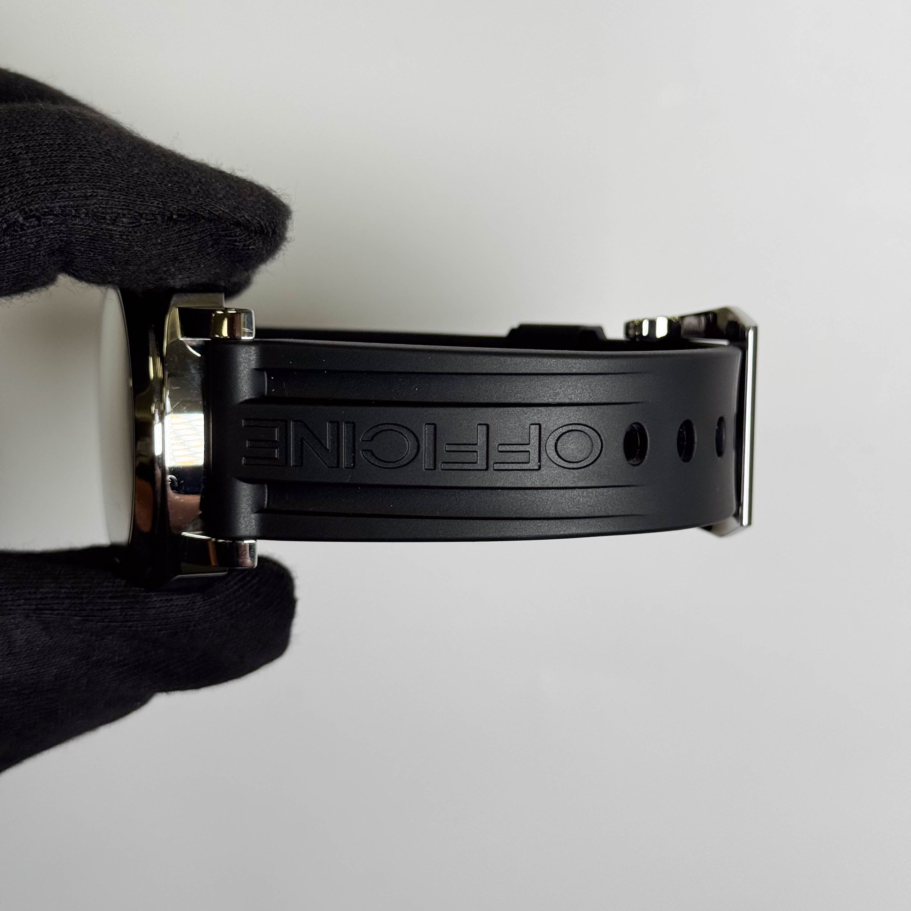 Panerai Luminor 44mm Black Dial Watch Ref# PAM00560