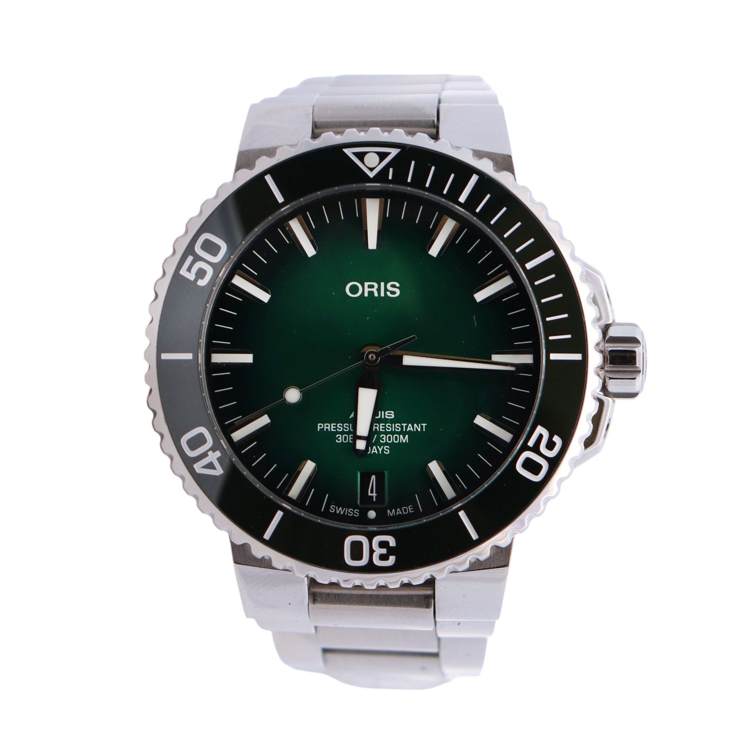 Oris Aquis 43.5mm Green Dial Watch Ref# 01 400 7763 4157