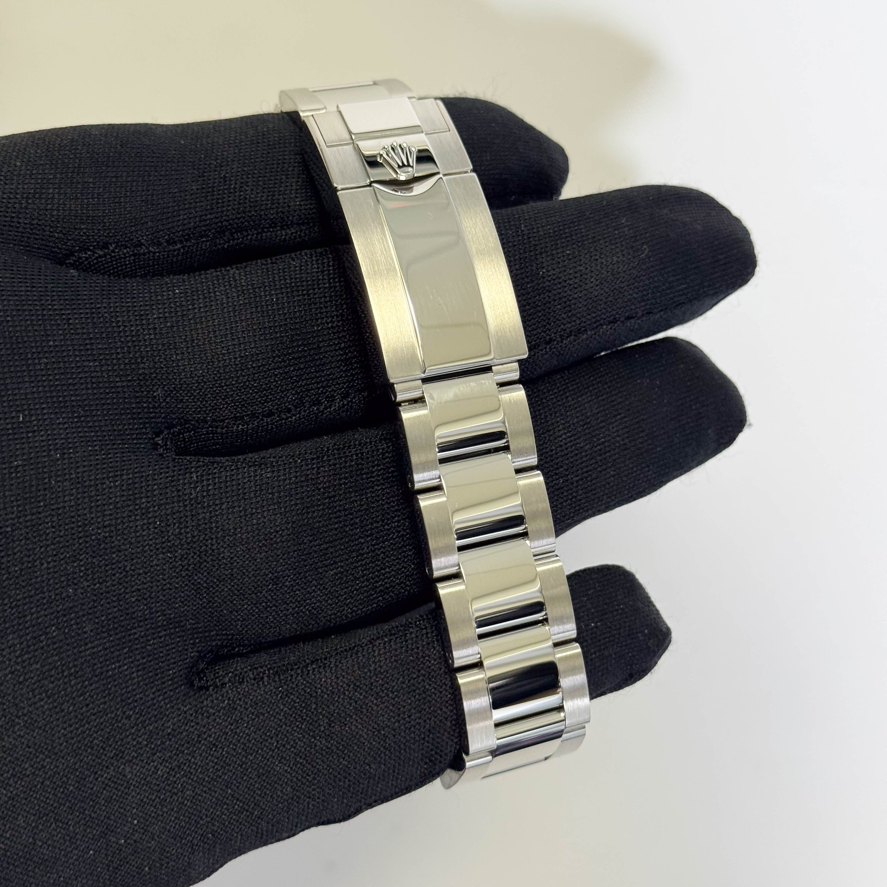 Rolex Yacht-Master 40mm Blue Dial Watch Ref# 116622 - Happy Jewelers Fine Jewelry Lifetime Warranty