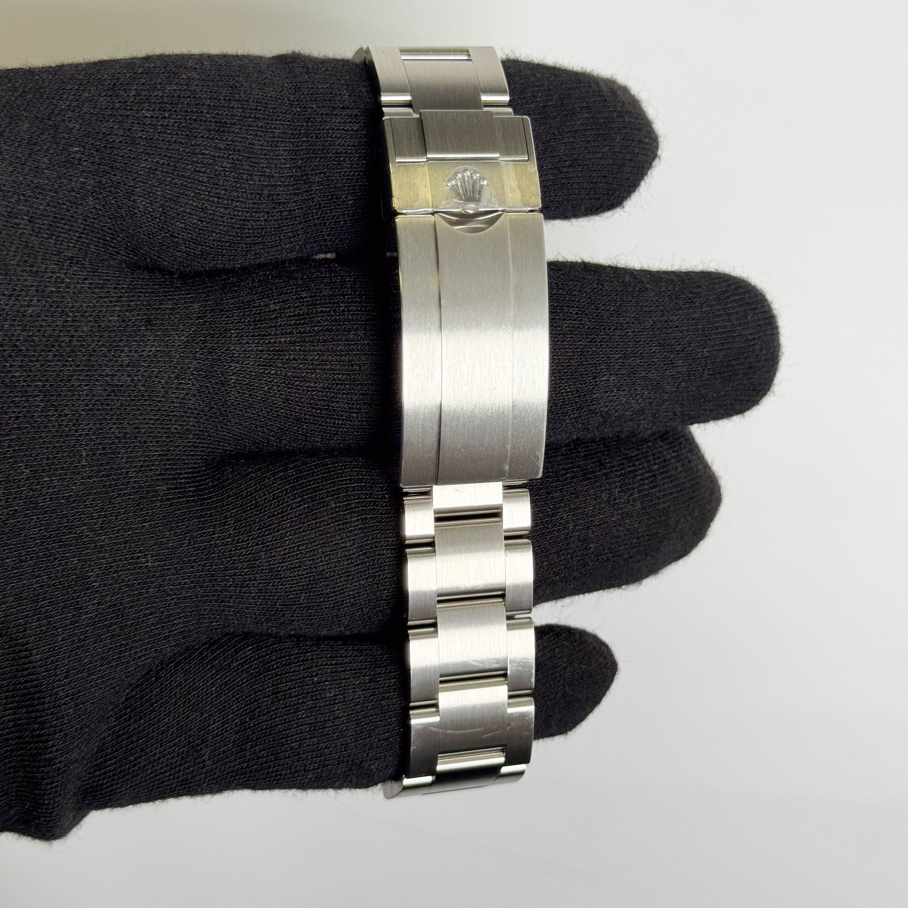 Rolex Submariner 41mm Black Dial Watch Ref# 124060