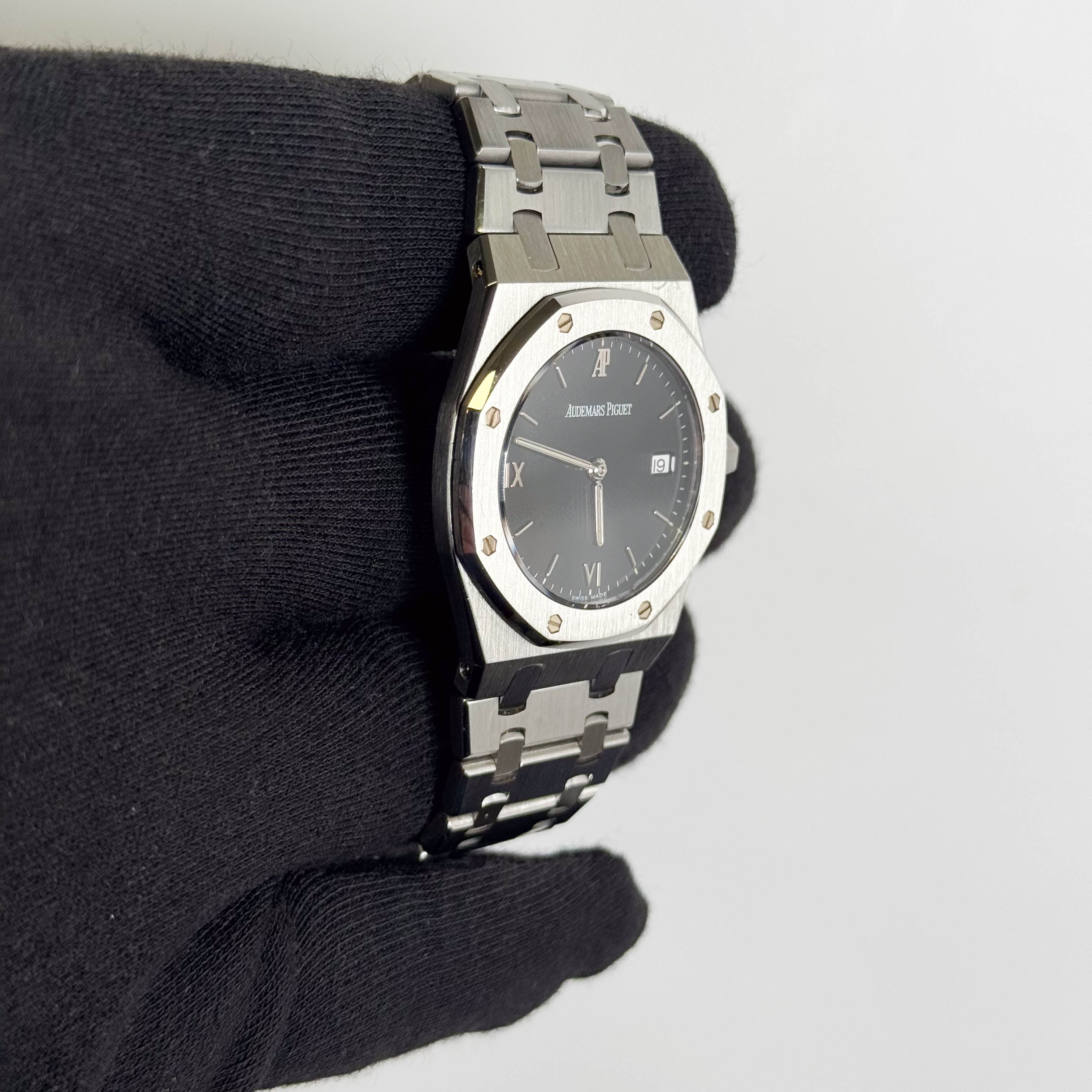 Audemars Piguet Royal Oak 33mm Black Dial Watch Ref# 56175SP