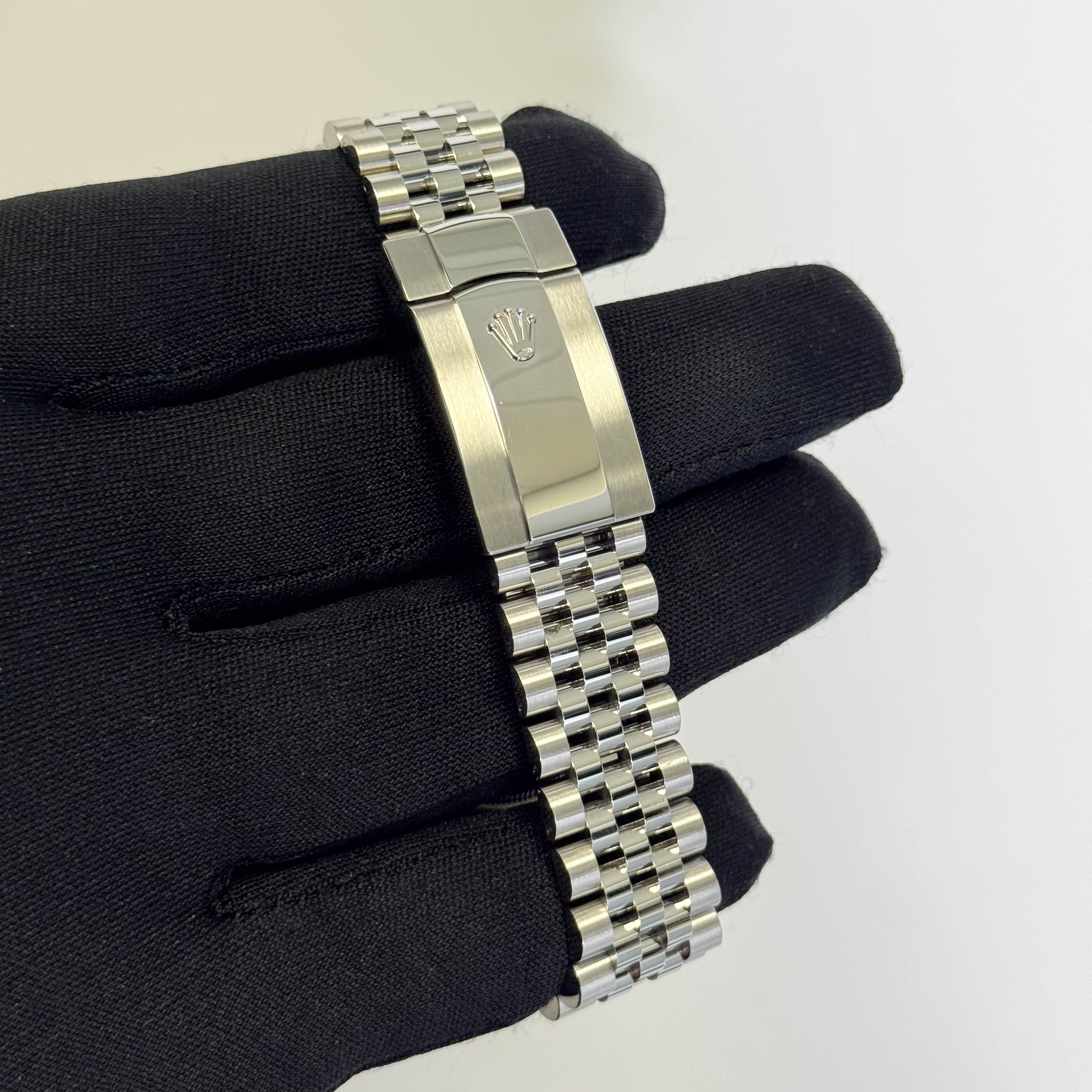 Rolex Datejust 41mm Wimbledon Dial Watch Ref# 126334 - Happy Jewelers Fine Jewelry Lifetime Warranty