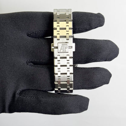 Audemars Piguet Royal Oak 33mm Black Dial Watch Ref# 67651ST.ZZ.D002CR.01
