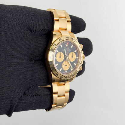Rolex Daytona 40mm Black Dial Watch Ref# 116508