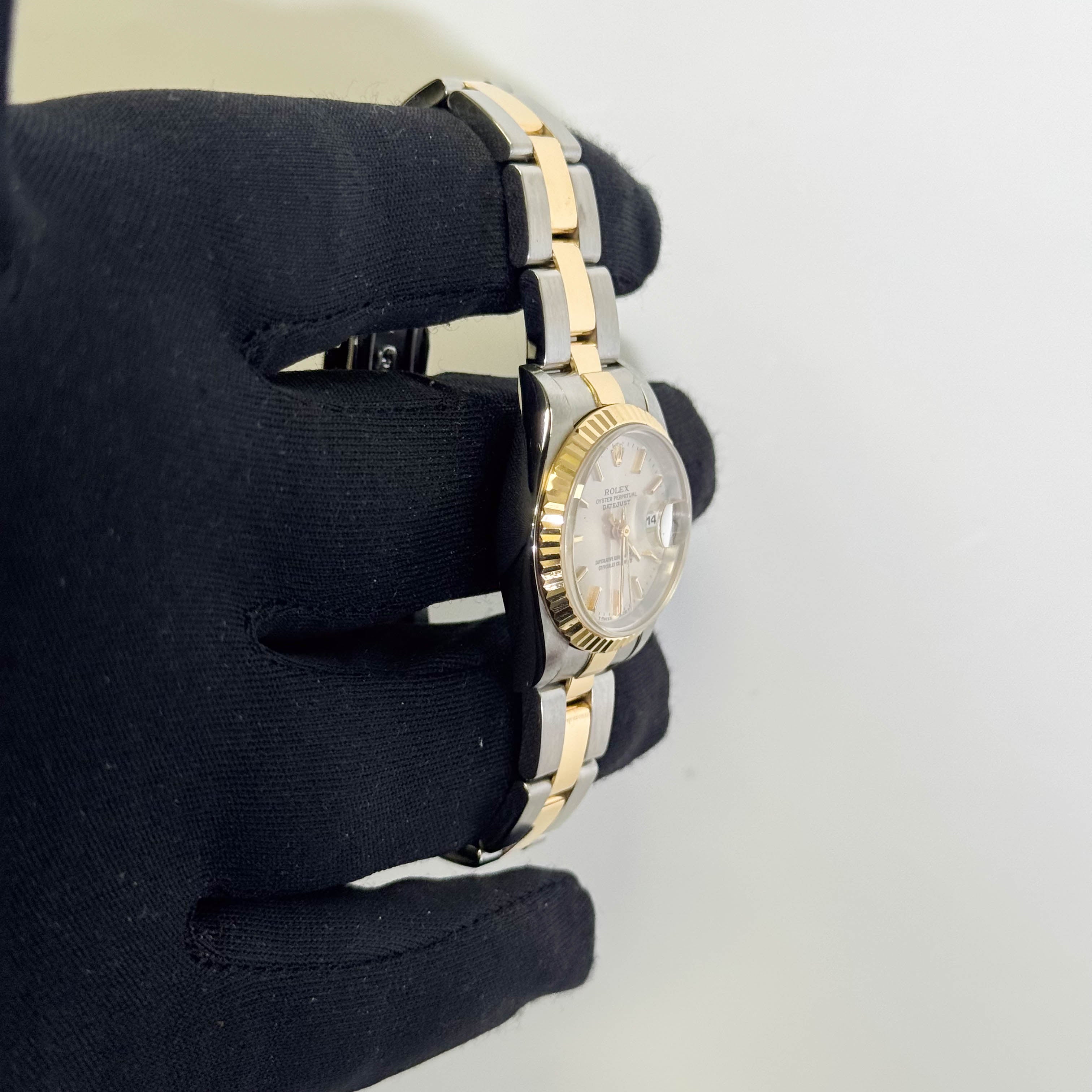 Rolex Datejust 26mm Silver Dial Watch Ref# 69173