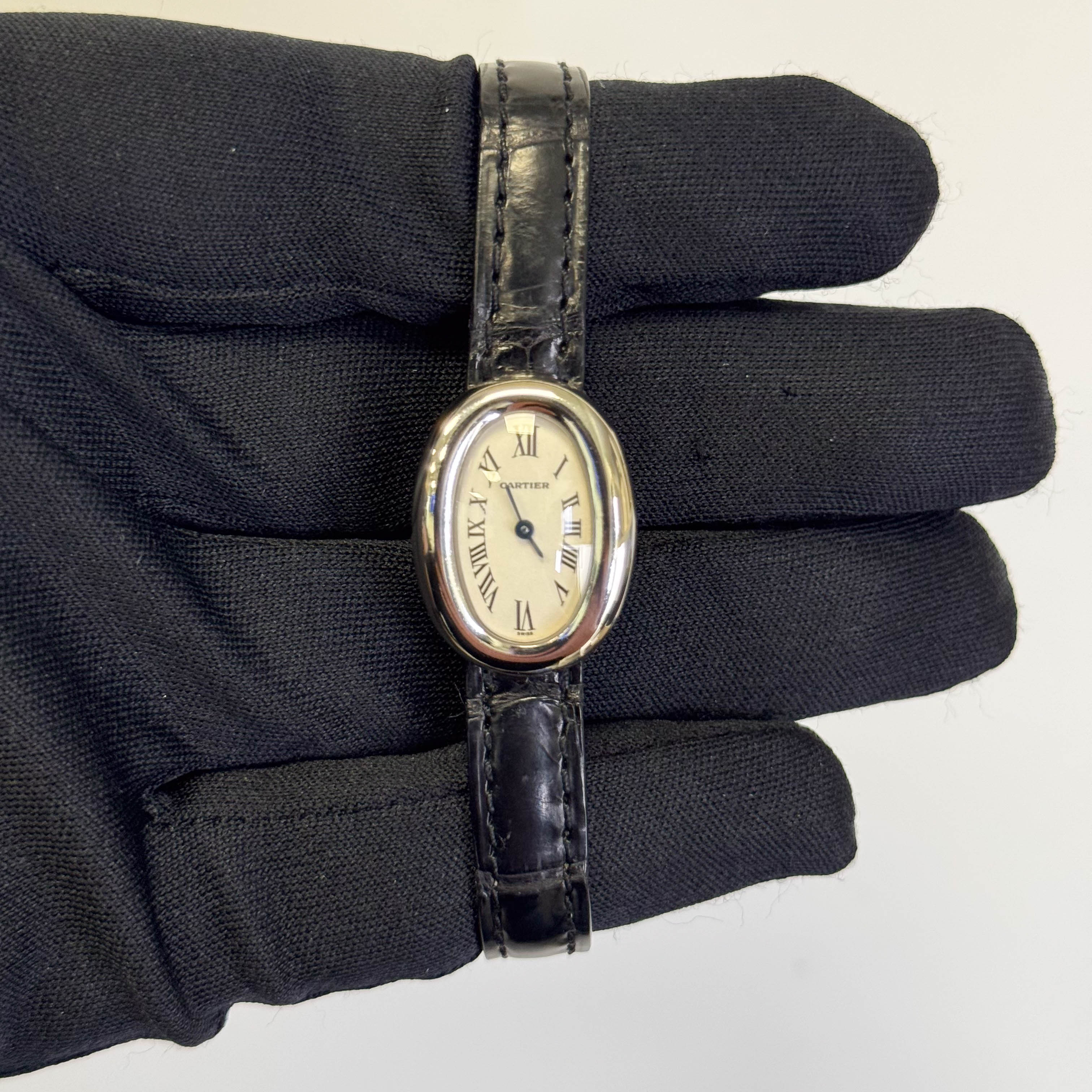 Cartier Baignoire 18mm White Dial Watch Ref# W1518956