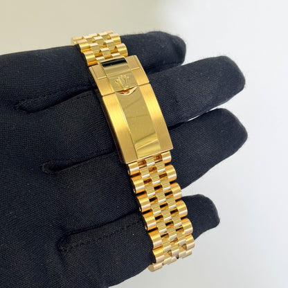 Rolex GMT-Master II 40mm Black Dial Watch Ref# 126718GRNR