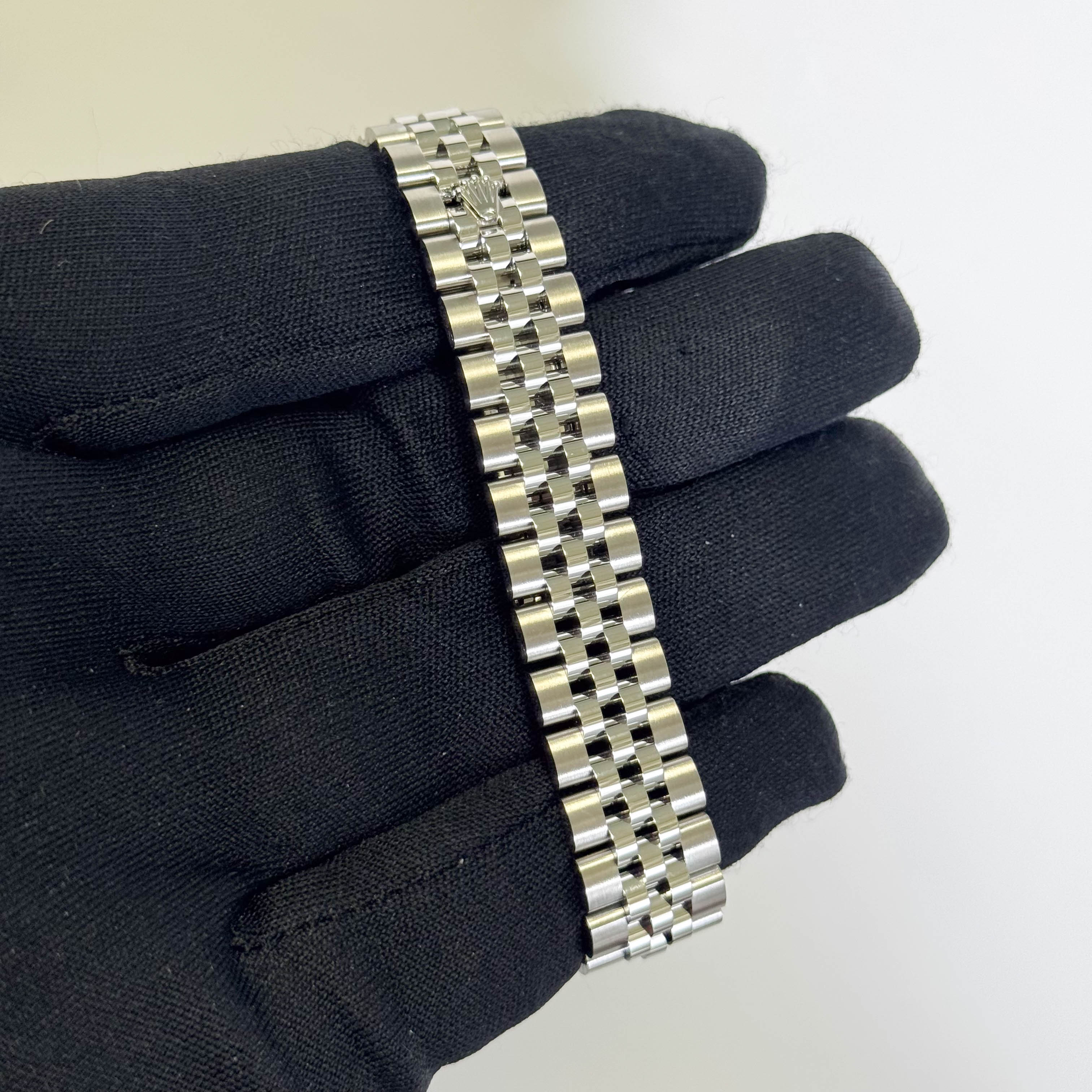 Rolex Datejust 28mm Grey Dial Watch Ref# 279174