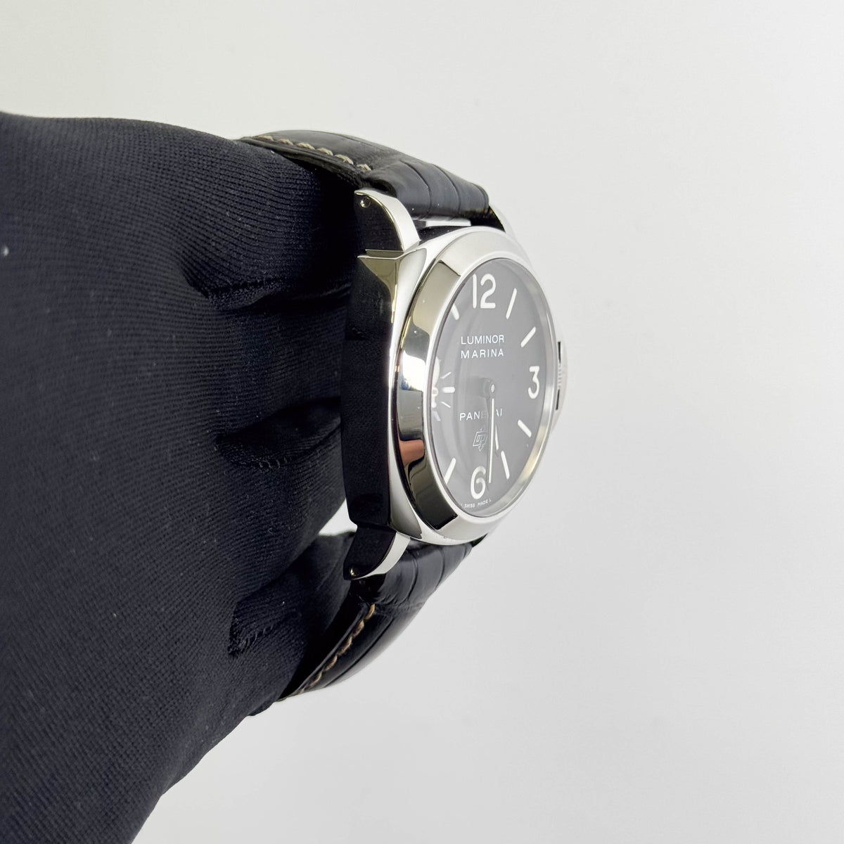 Panerai Luminor Marina 44mm Black Dial Watch Ref# PAM00005