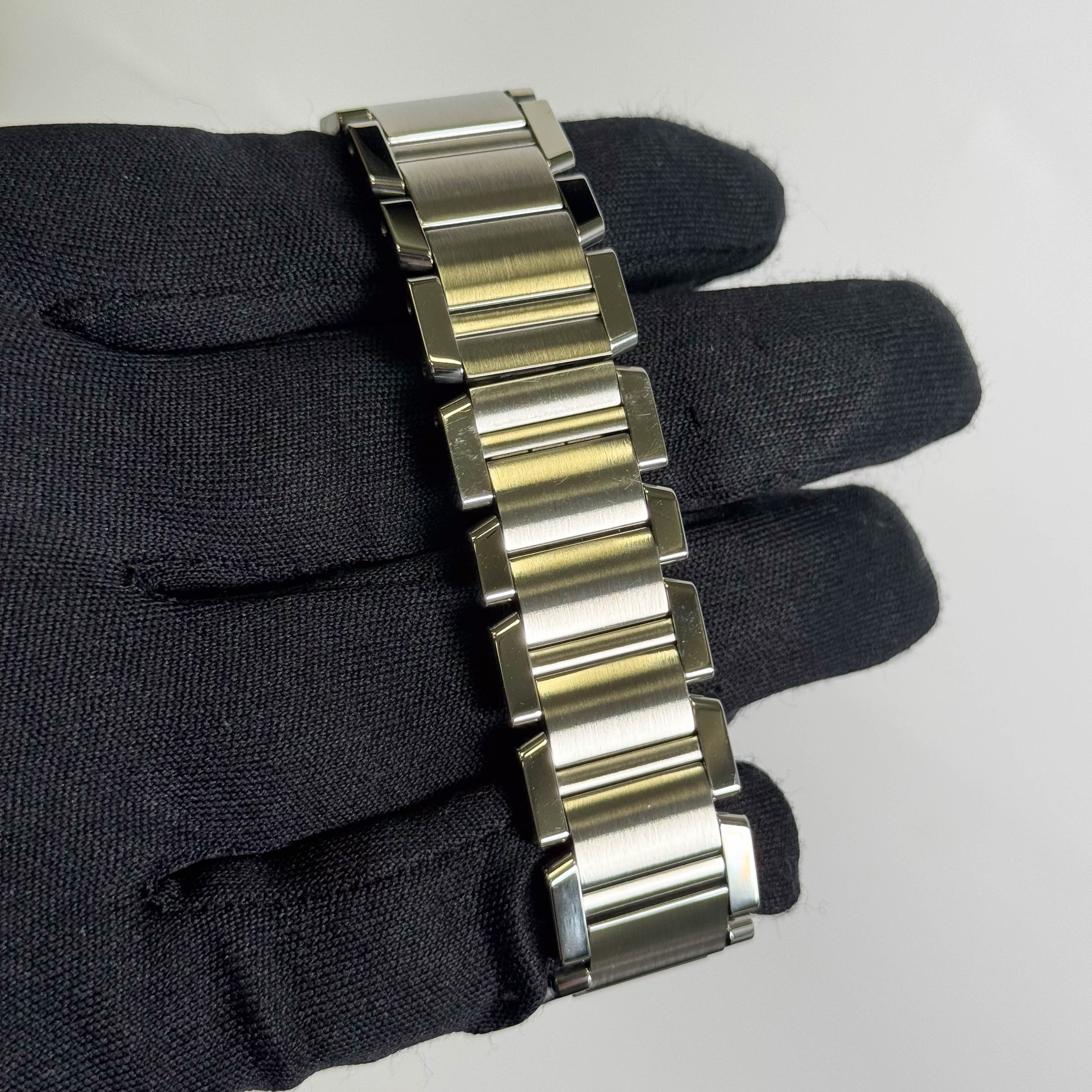 Cartier Tank Française Stainless Steel 28mm White Dial Watch Ref# W51002Q3 - Happy Jewelers Fine Jewelry Lifetime Warranty