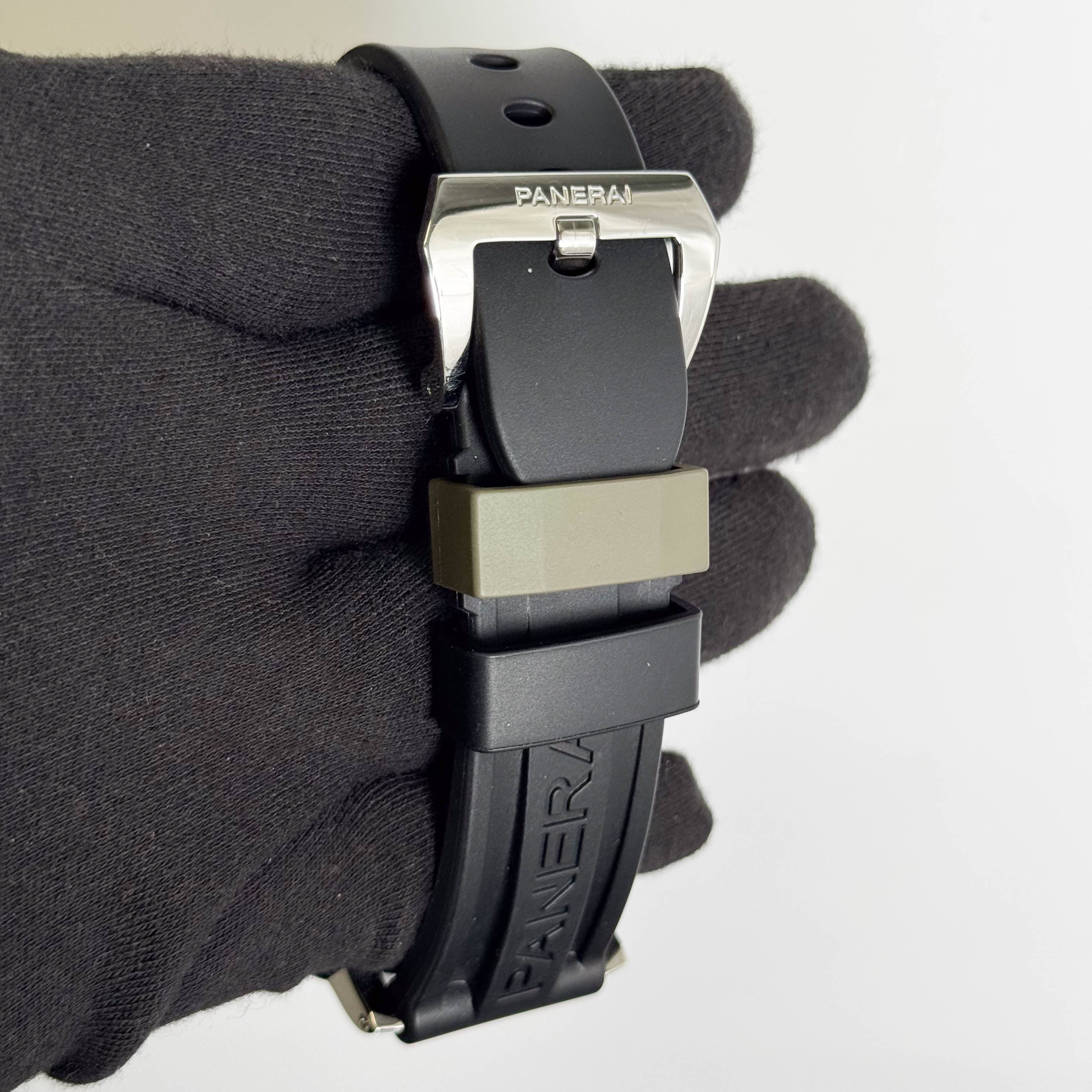 Panerai Luminor Marina Base Logo 44mm Black Dial Watch Ref# PAM00005 - Happy Jewelers Fine Jewelry Lifetime Warranty