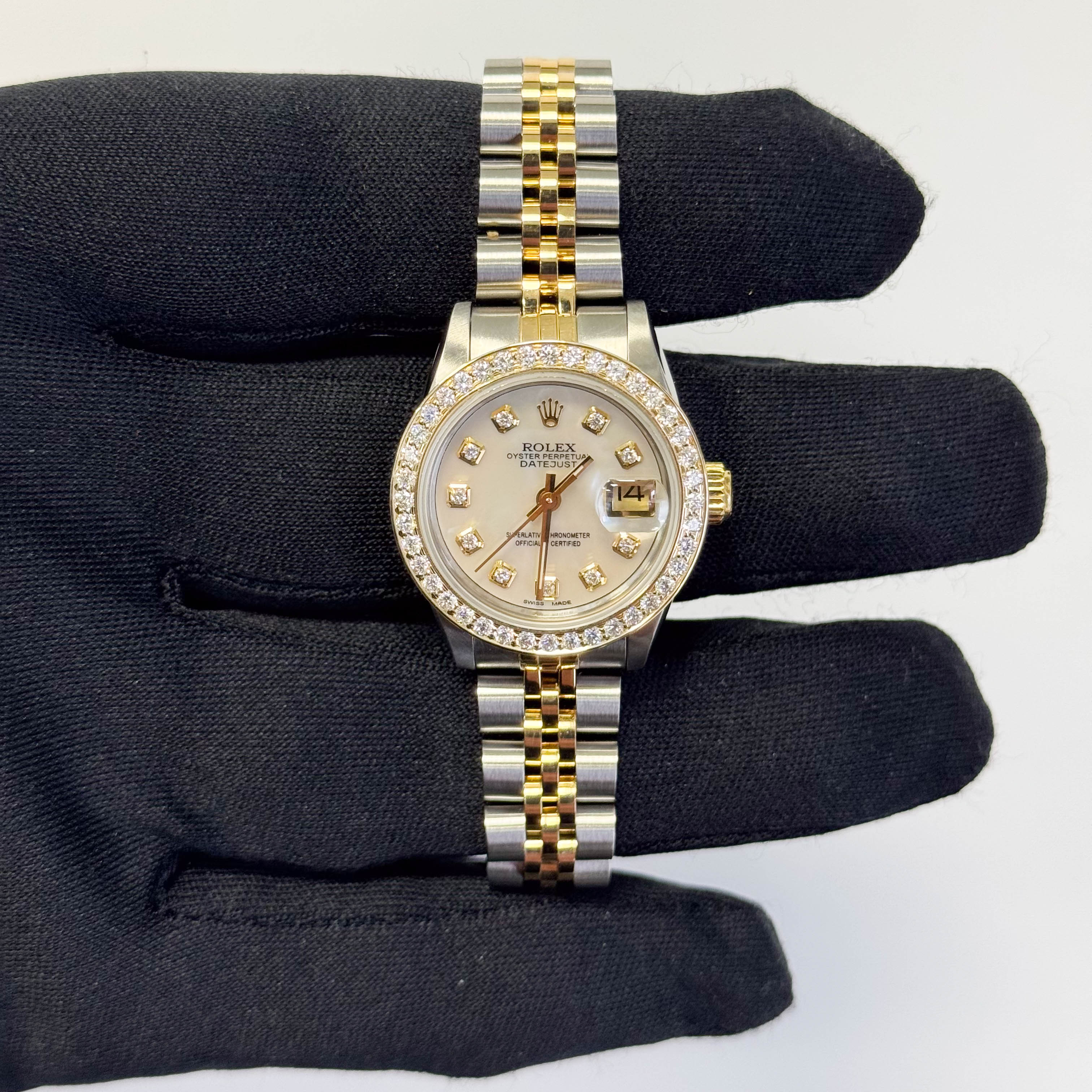 Rolex Datejust 26mm MOP Dial Watch Ref# 69173 - Happy Jewelers Fine Jewelry Lifetime Warranty