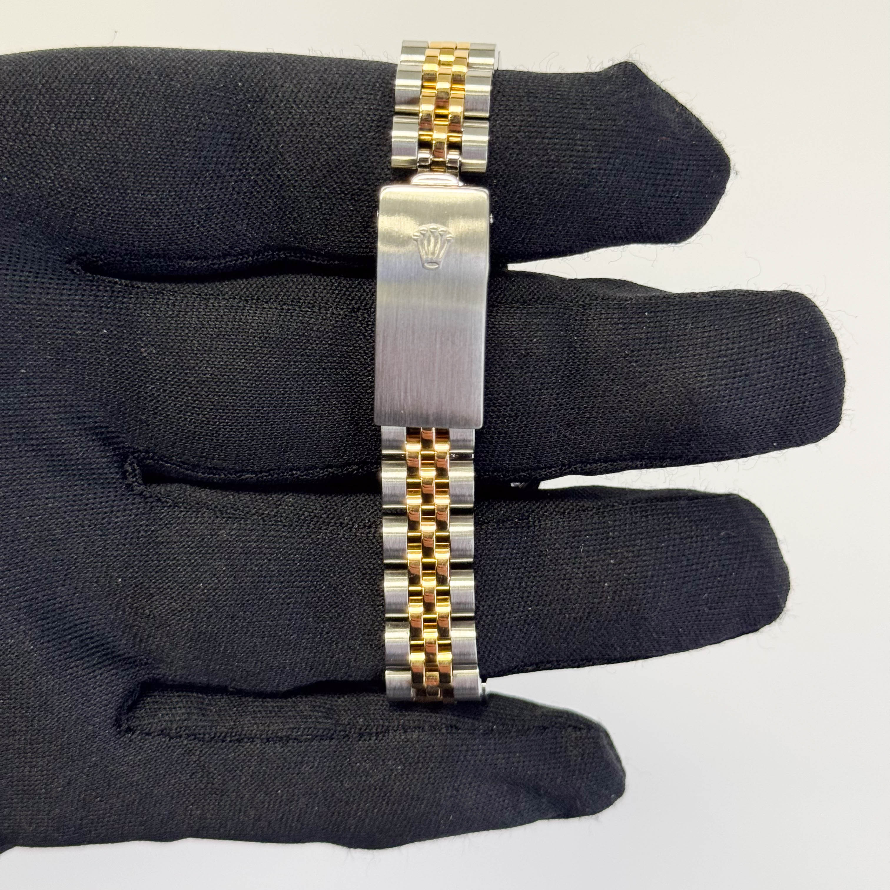 Rolex Datejust 26mm MOP Dial Watch Ref# 69173 - Happy Jewelers Fine Jewelry Lifetime Warranty