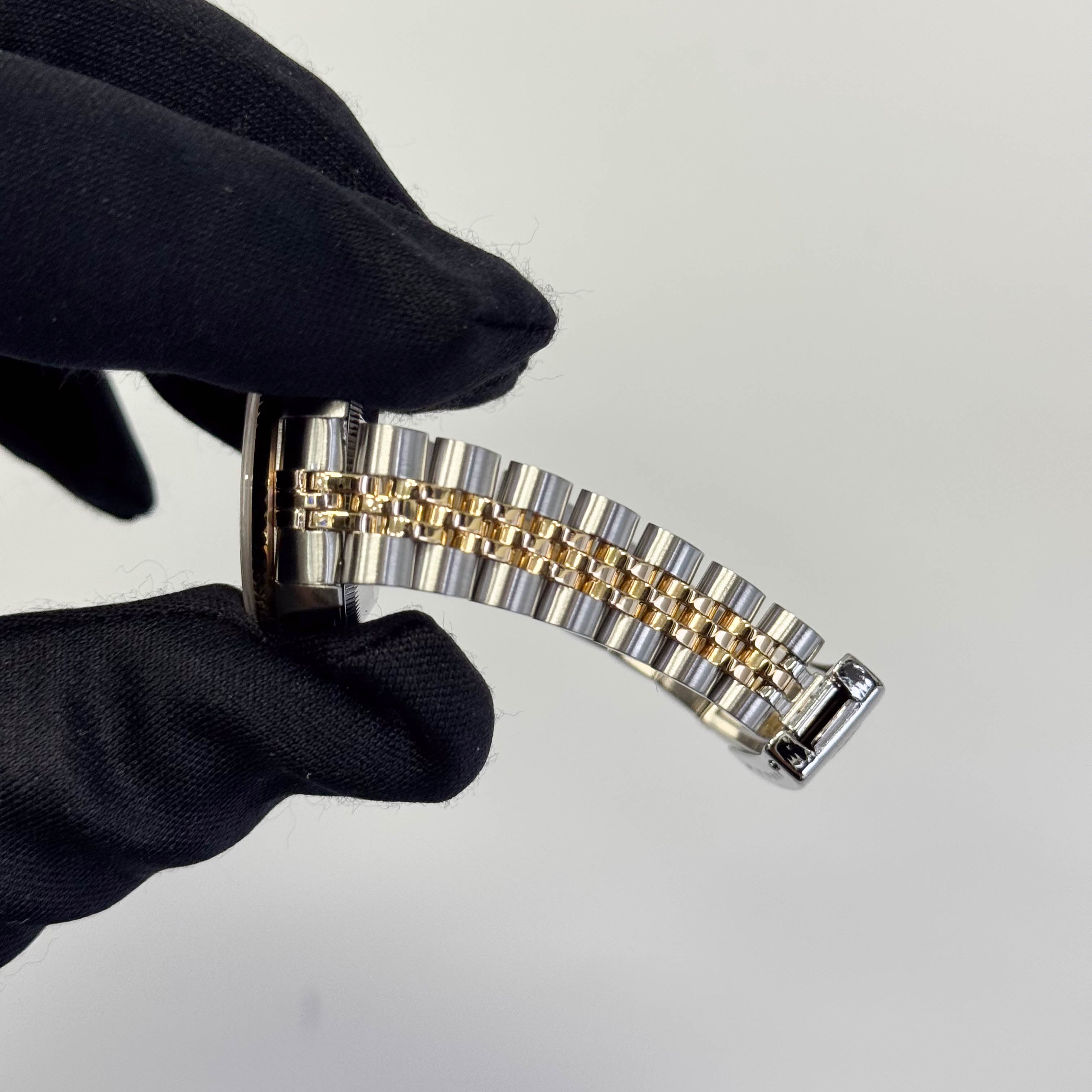 Rolex Datejust 26mm Champagne Dial Watch Ref#  69173 - Happy Jewelers Fine Jewelry Lifetime Warranty