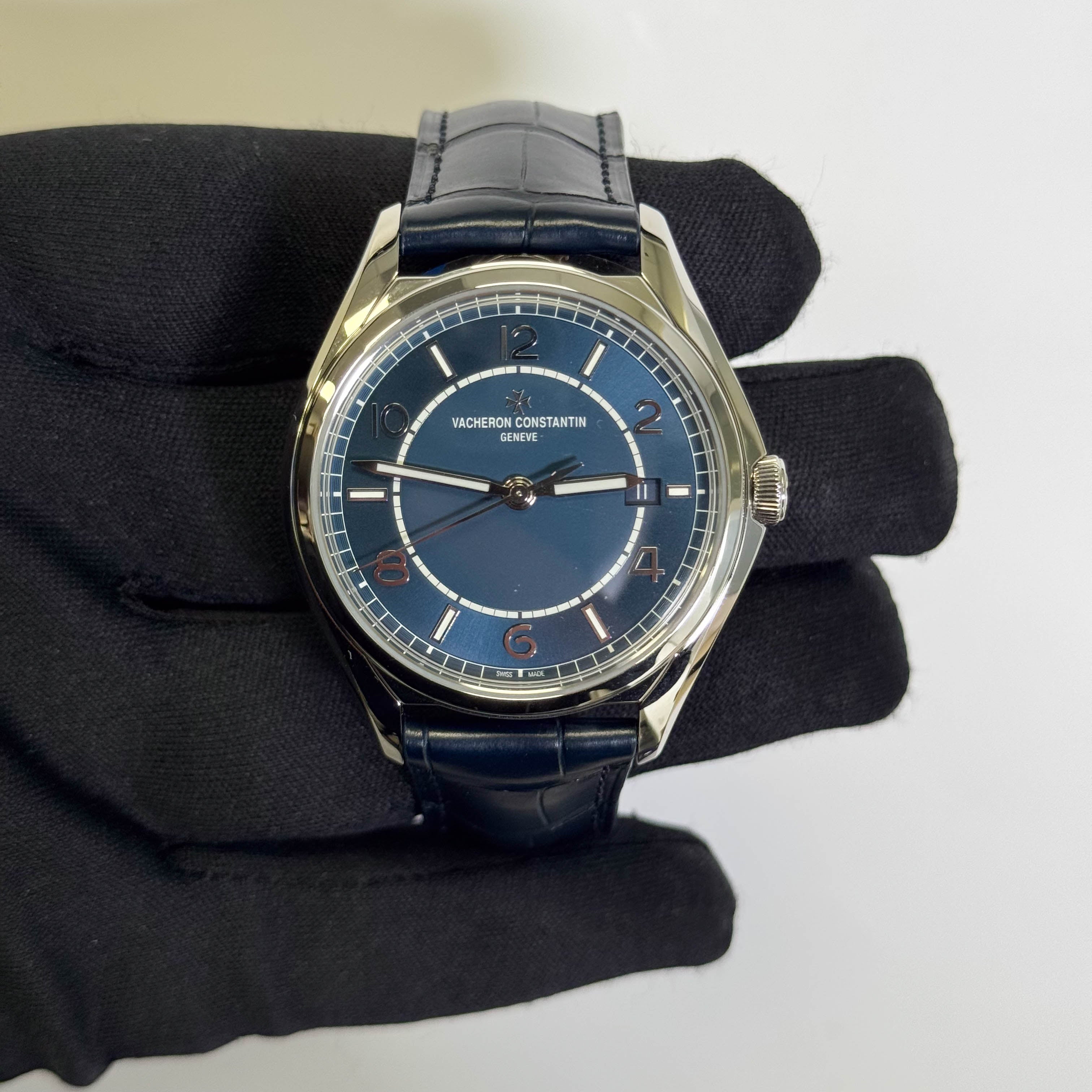 Vacheron Constantin FiftySix 40mm Blue Dial Ref# 4600E/000A-B487 - Happy Jewelers Fine Jewelry Lifetime Warranty