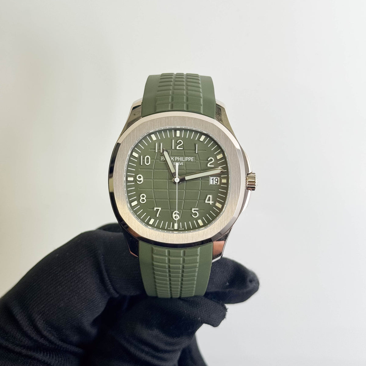 Patek Philippe Aquanaut 42mm Green Dial Watch Ref# 5168G-010 - Happy Jewelers Fine Jewelry Lifetime Warranty