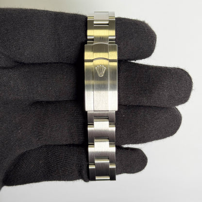 Rolex Oyster Perpetual 31mm Green Dial Watch Ref# 277200