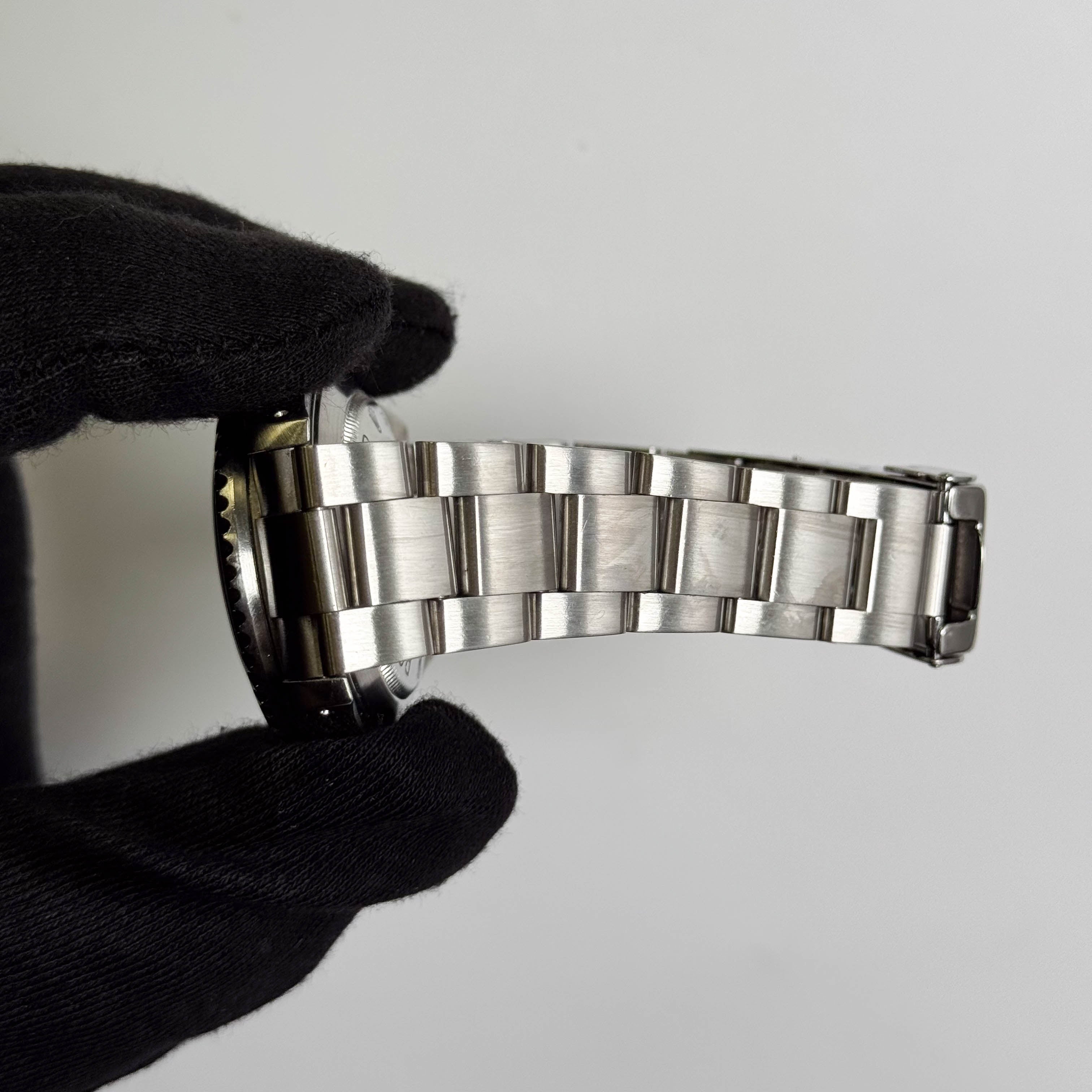 Rolex Sea-Dweller 40mm Black Dial Watch Ref# 16600