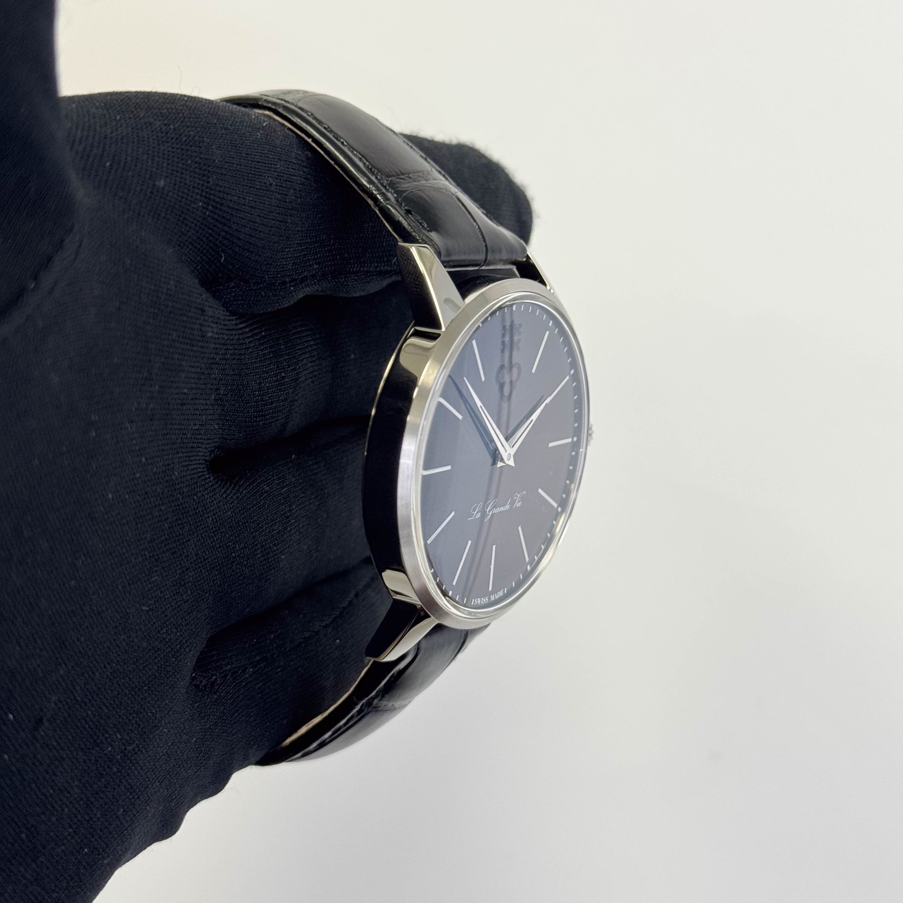 Corum Heritage 42mm Black Dial Watch Ref# 082.750.04/0F01 - Happy Jewelers Fine Jewelry Lifetime Warranty