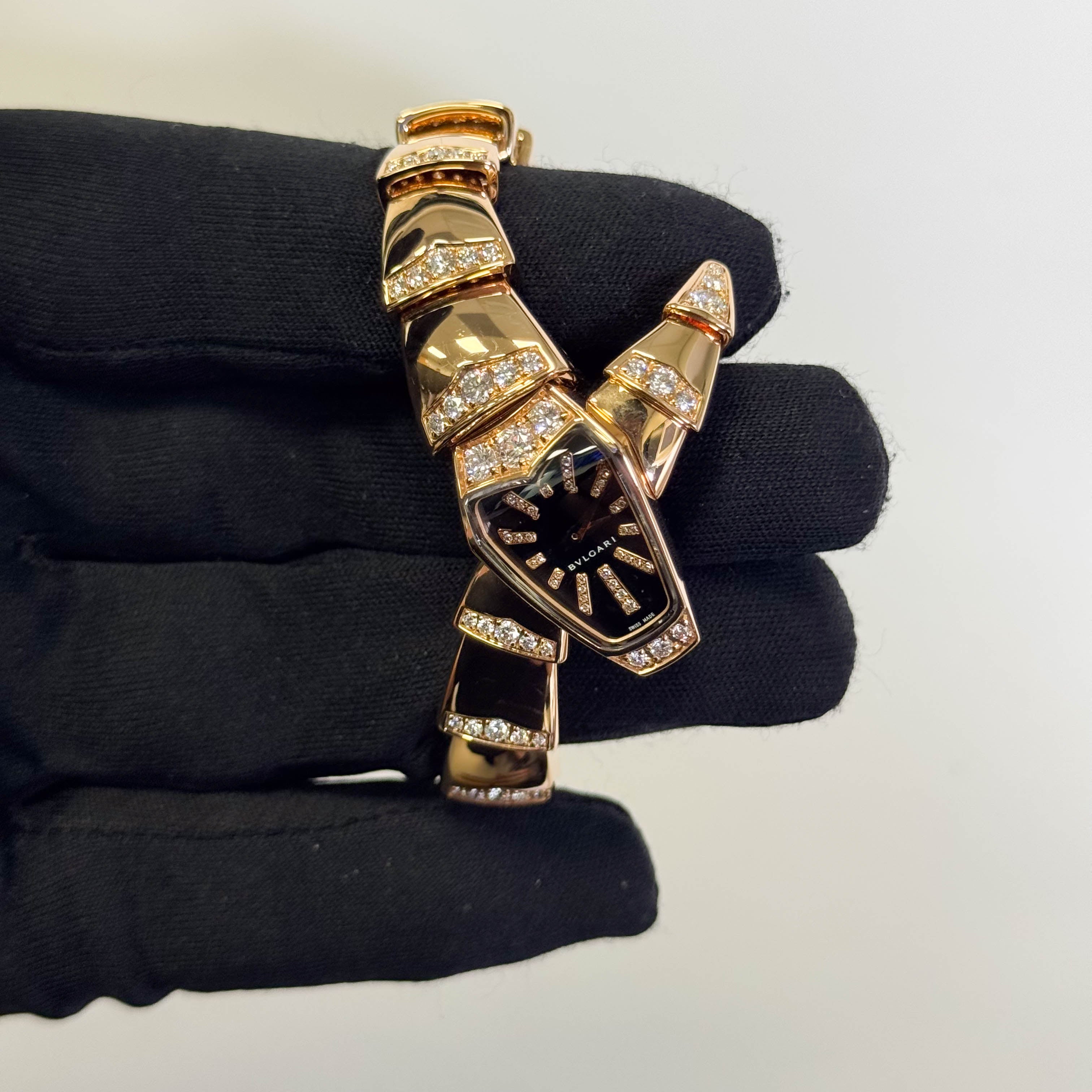 Bvlgari Serpenti 26mm Black Dial Watch Ref# SPP26G - Happy Jewelers Fine Jewelry Lifetime Warranty